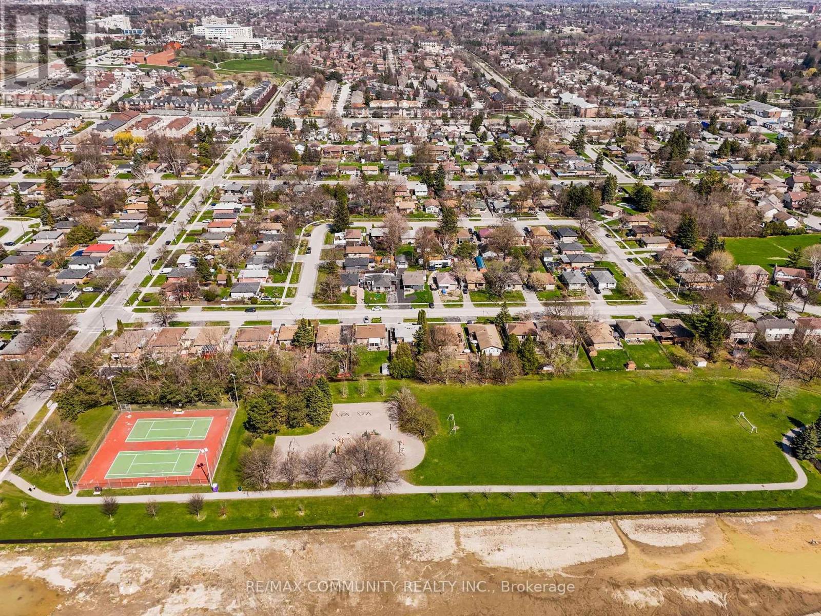 912 Walton Boulevard, Whitby, Ontario  L1N 3G5 - Photo 26 - E13035428