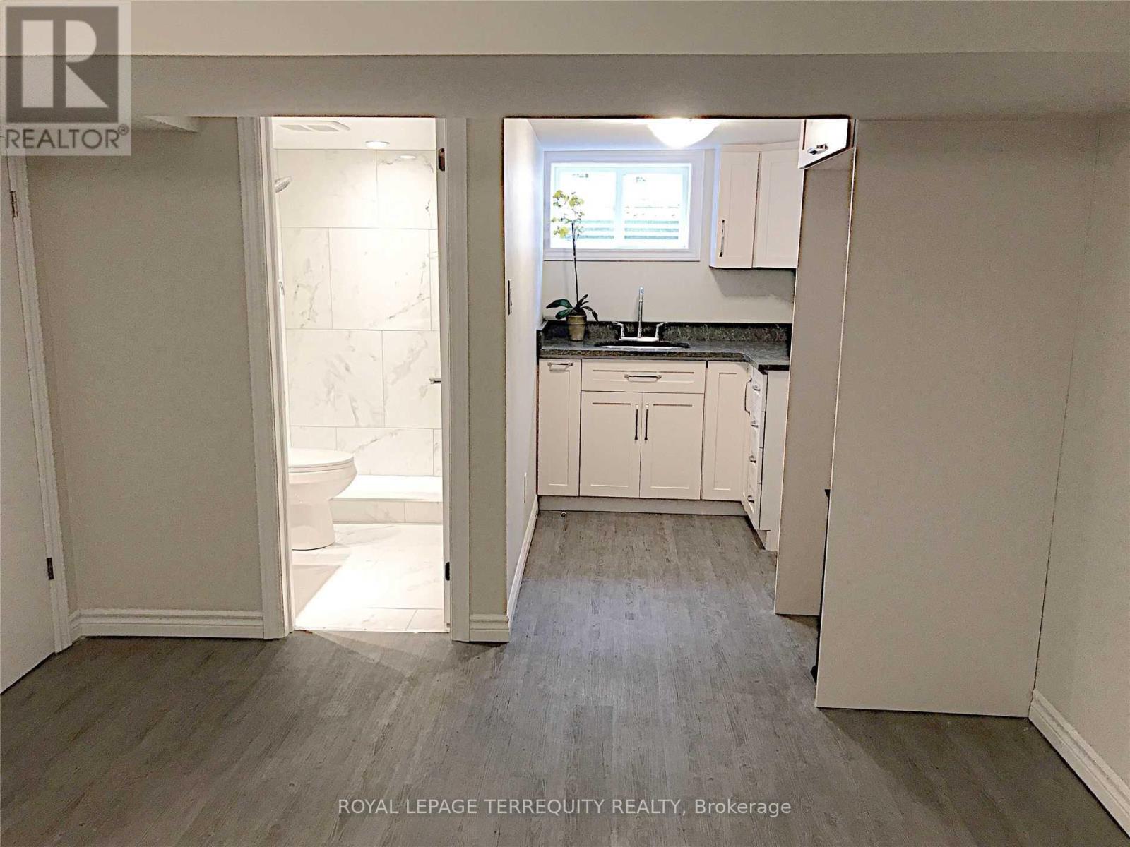 Unit 2 - 79 Ionview Road, Toronto, Ontario  M1K 2Z7 - Photo 2 - E13035500