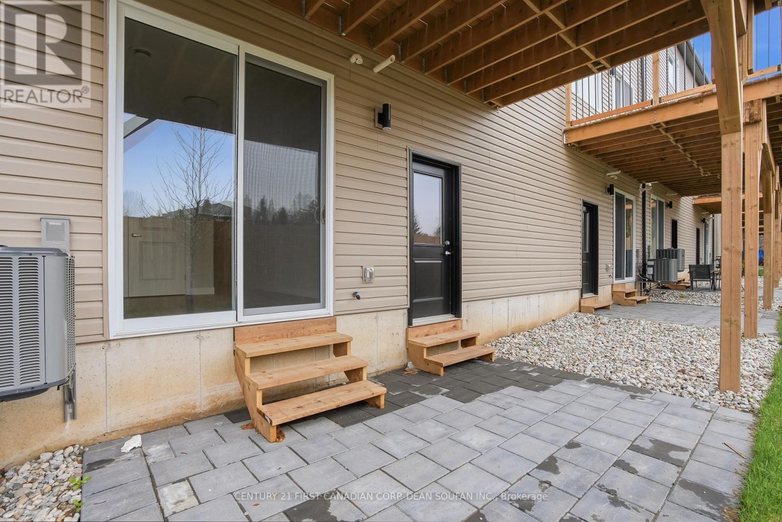 18 - 349 Southdale Road E, London South, Ontario  N6E 1A2 - Photo 42 - X12736758