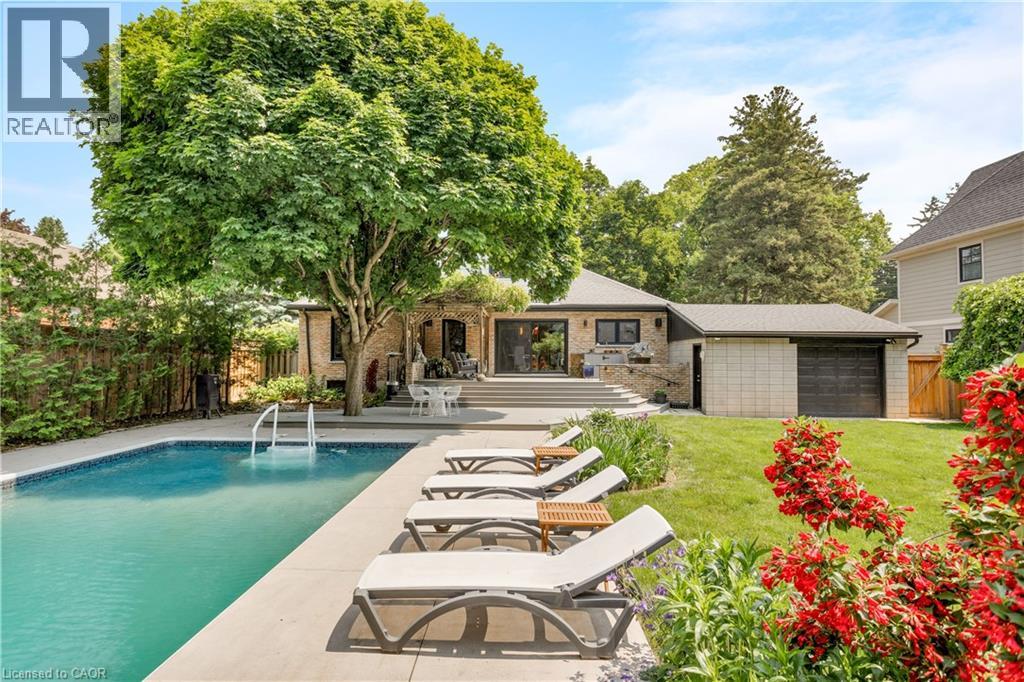 946 Glenwood Avenue, Burlington, Ontario  L7T 2K2 - Photo 2 - 40823569