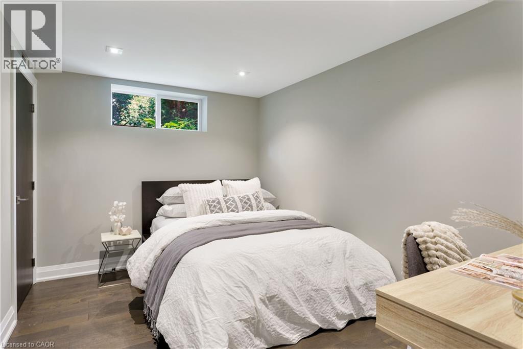 946 Glenwood Avenue, Burlington, Ontario  L7T 2K2 - Photo 38 - 40823569