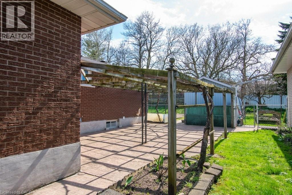 103 Queenston Drive, Kitchener, Ontario  N2B 2V2 - Photo 4 - 40823238