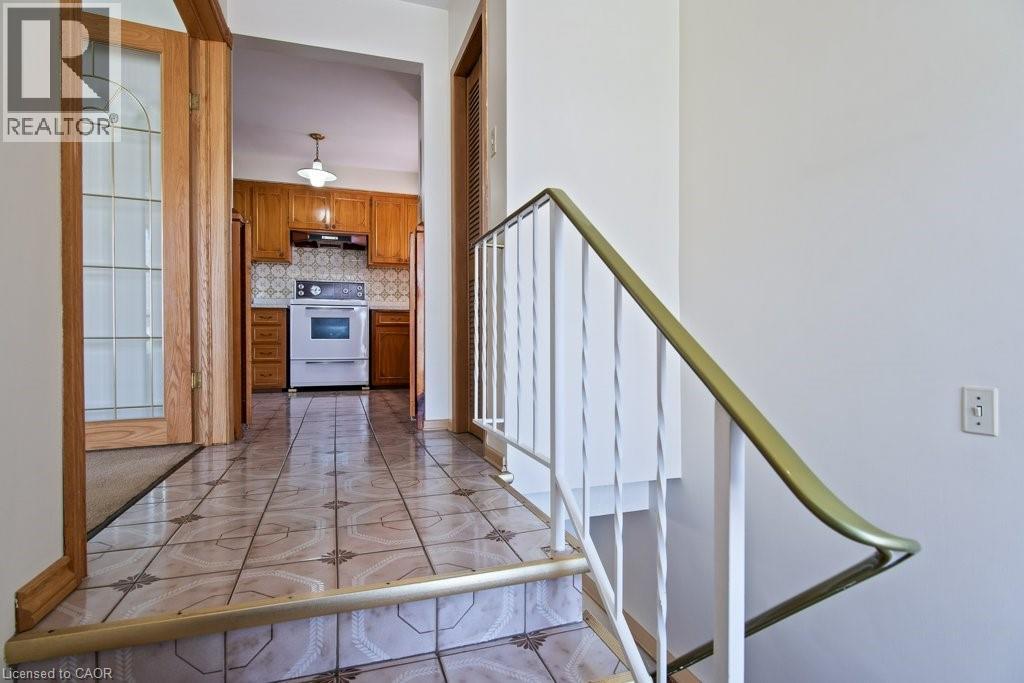 103 Queenston Drive, Kitchener, Ontario  N2B 2V2 - Photo 5 - 40823238