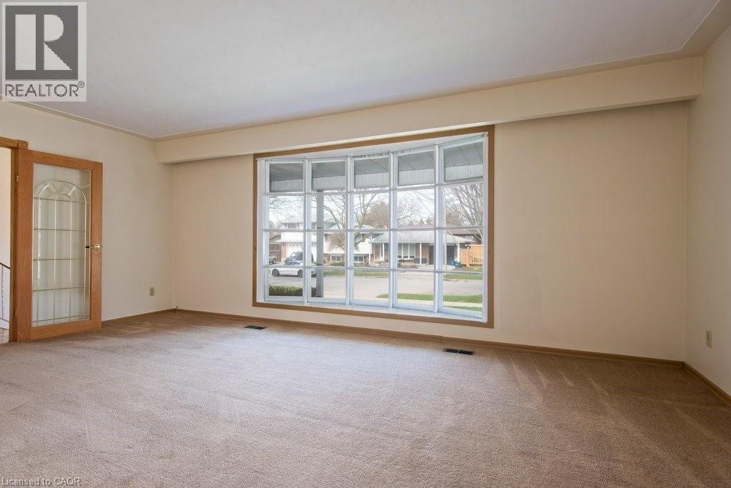 103 Queenston Drive, Kitchener, Ontario  N2B 2V2 - Photo 8 - 40823238