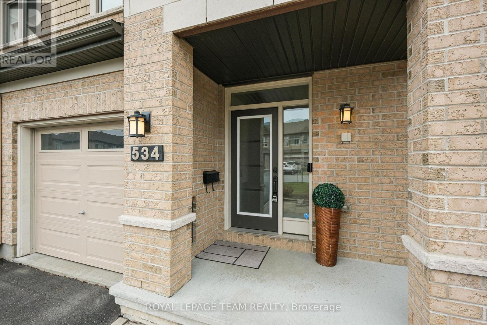 534 Stargazer Crescent, Ottawa, Ontario  K4M 0H2 - Photo 3 - X13033442