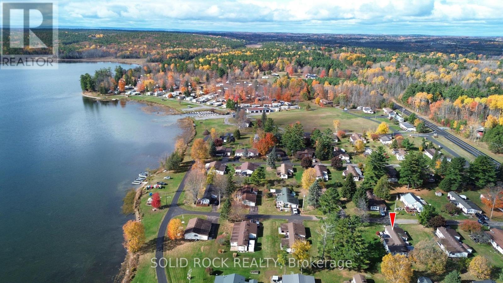 26 Evergreen Lane, Mcnab/braeside, Ontario  K0A 3L0 - Photo 4 - X13034514