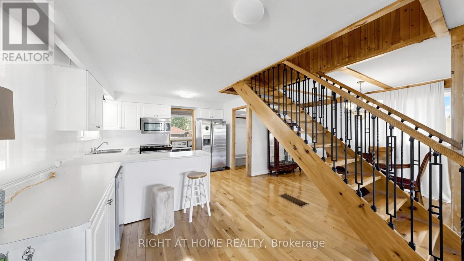 36 Shirlea Boulevard, Georgina, Ontario  L4P 1K9 - Photo 22 - N13035458