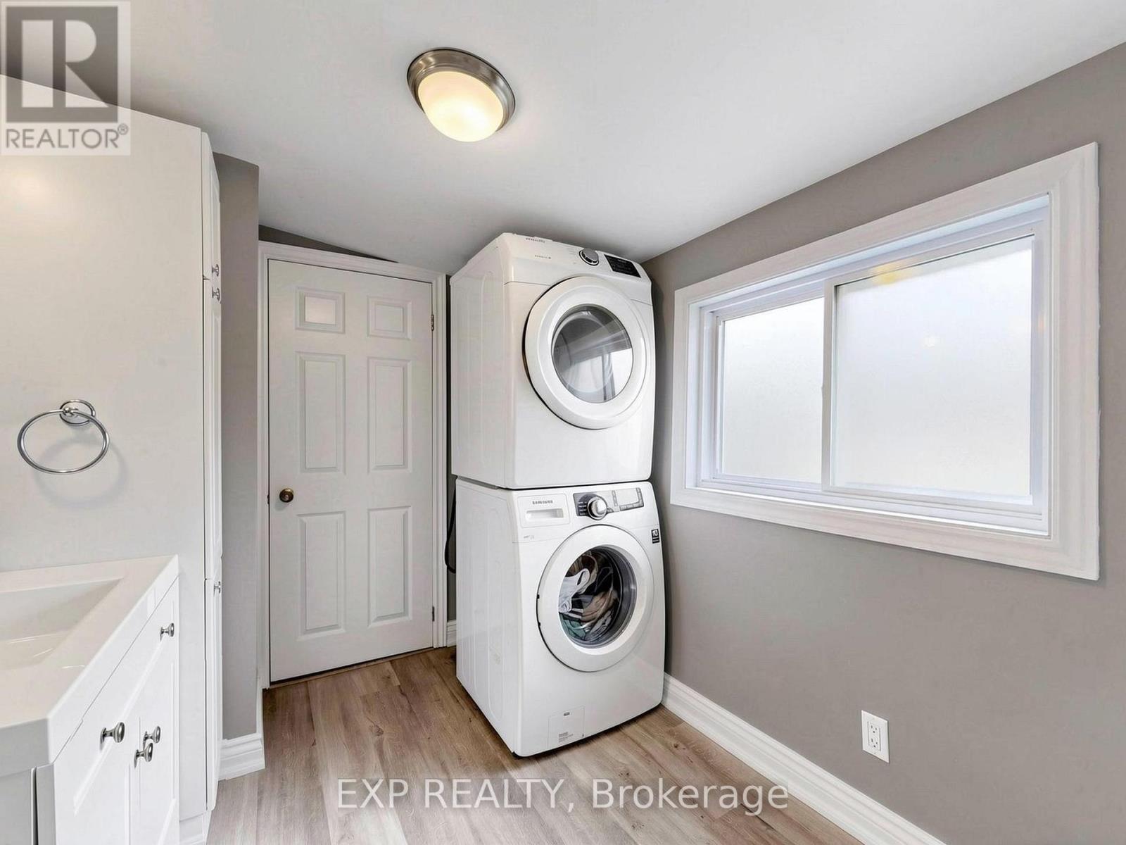 262 Woodycrest Avenue, Georgina, Ontario  L4P 2W2 - Photo 29 - N13035464