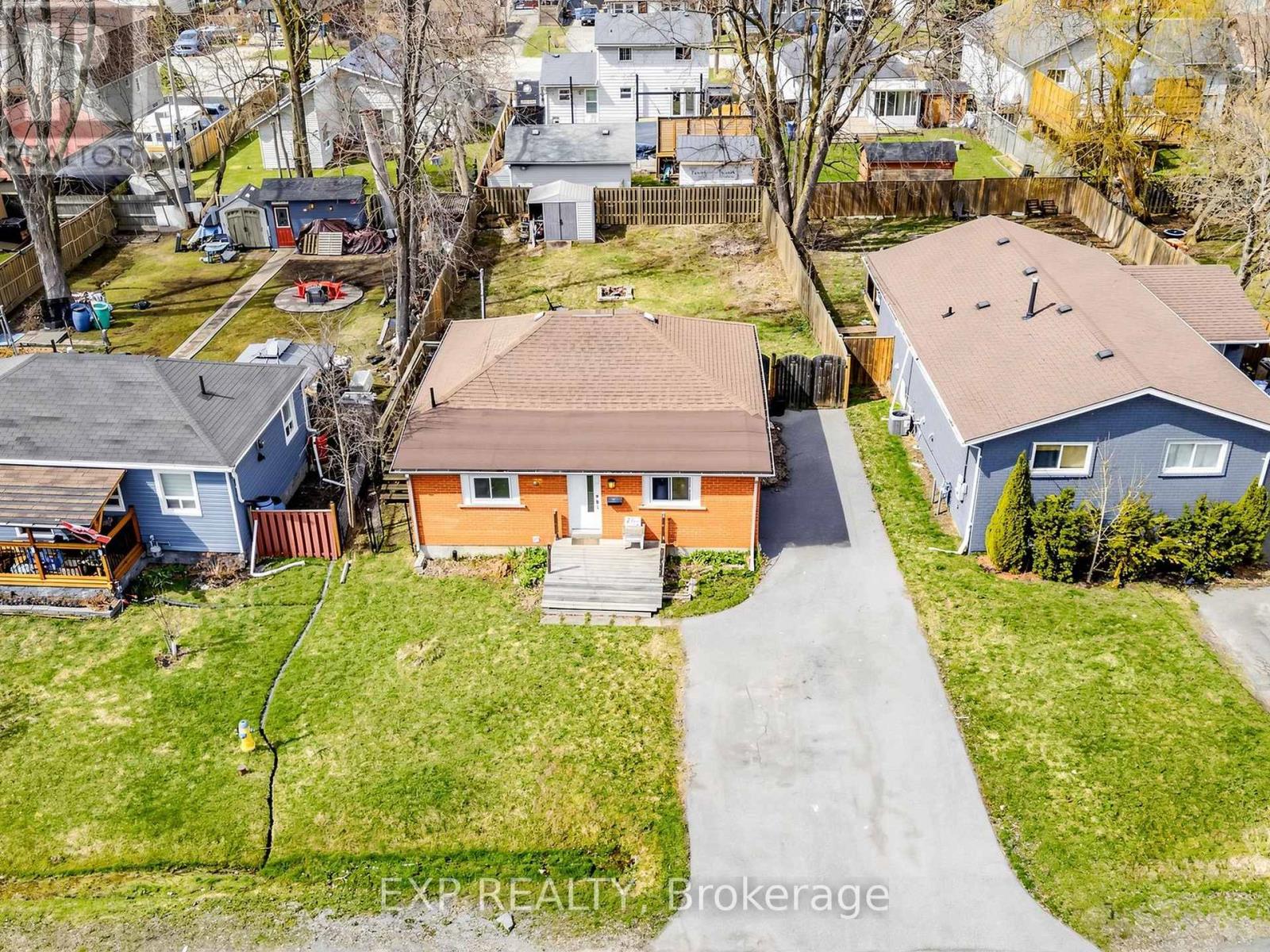 262 Woodycrest Avenue, Georgina, Ontario  L4P 2W2 - Photo 35 - N13035464