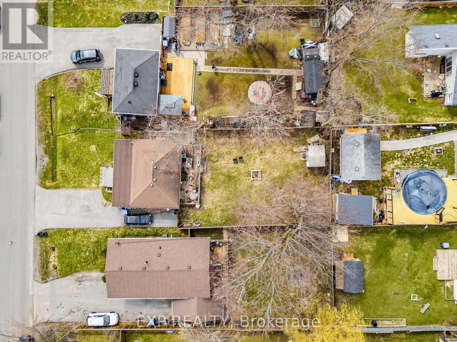 262 Woodycrest Avenue, Georgina, Ontario  L4P 2W2 - Photo 38 - N13035464