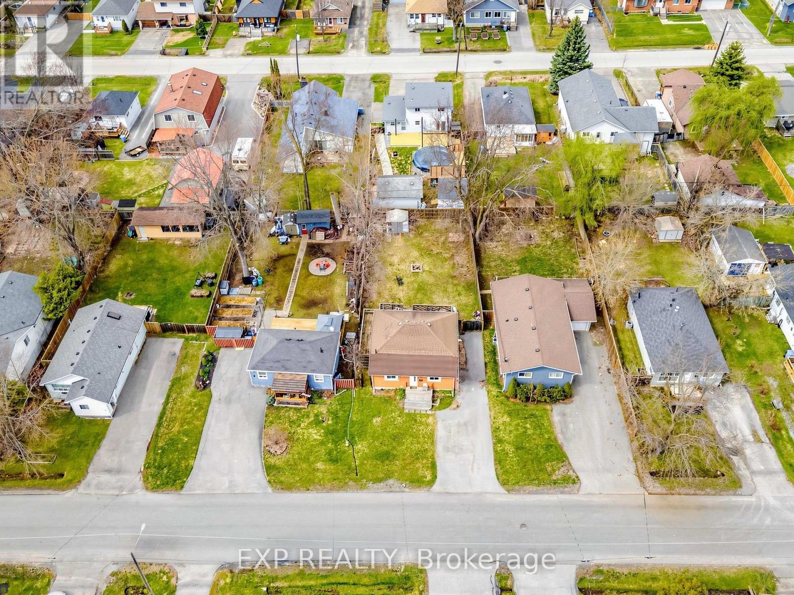 262 Woodycrest Avenue, Georgina, Ontario  L4P 2W2 - Photo 39 - N13035464