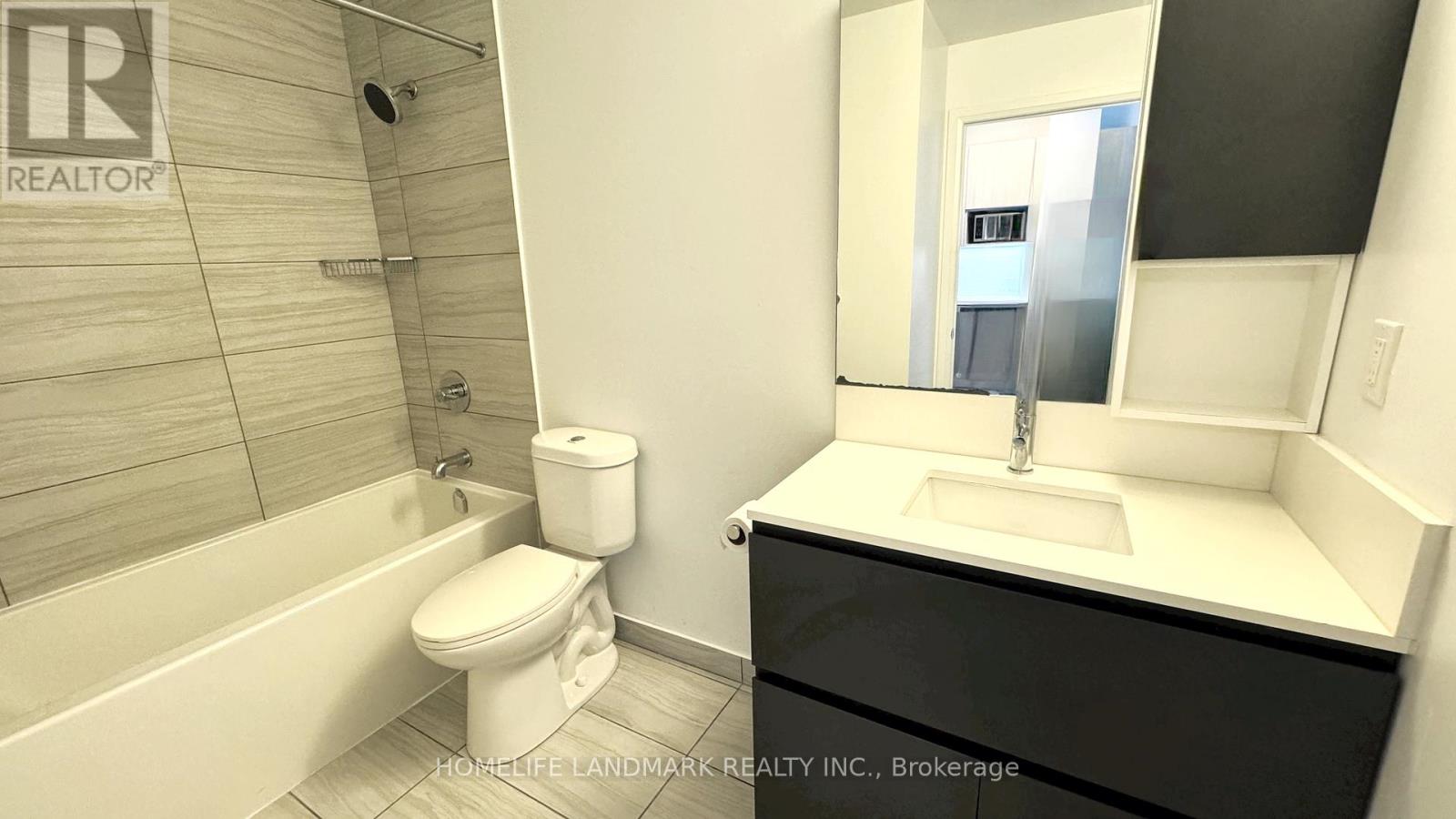 732 - 15 Water Walk Drive, Markham, Ontario  L6G 0G2 - Photo 11 - N13035468