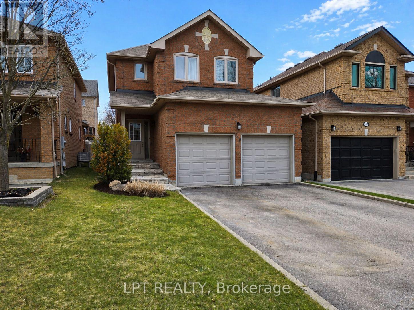 249 Rushbrook Drive, Newmarket, Ontario  L3X 2E3 - Photo 2 - N13035488
