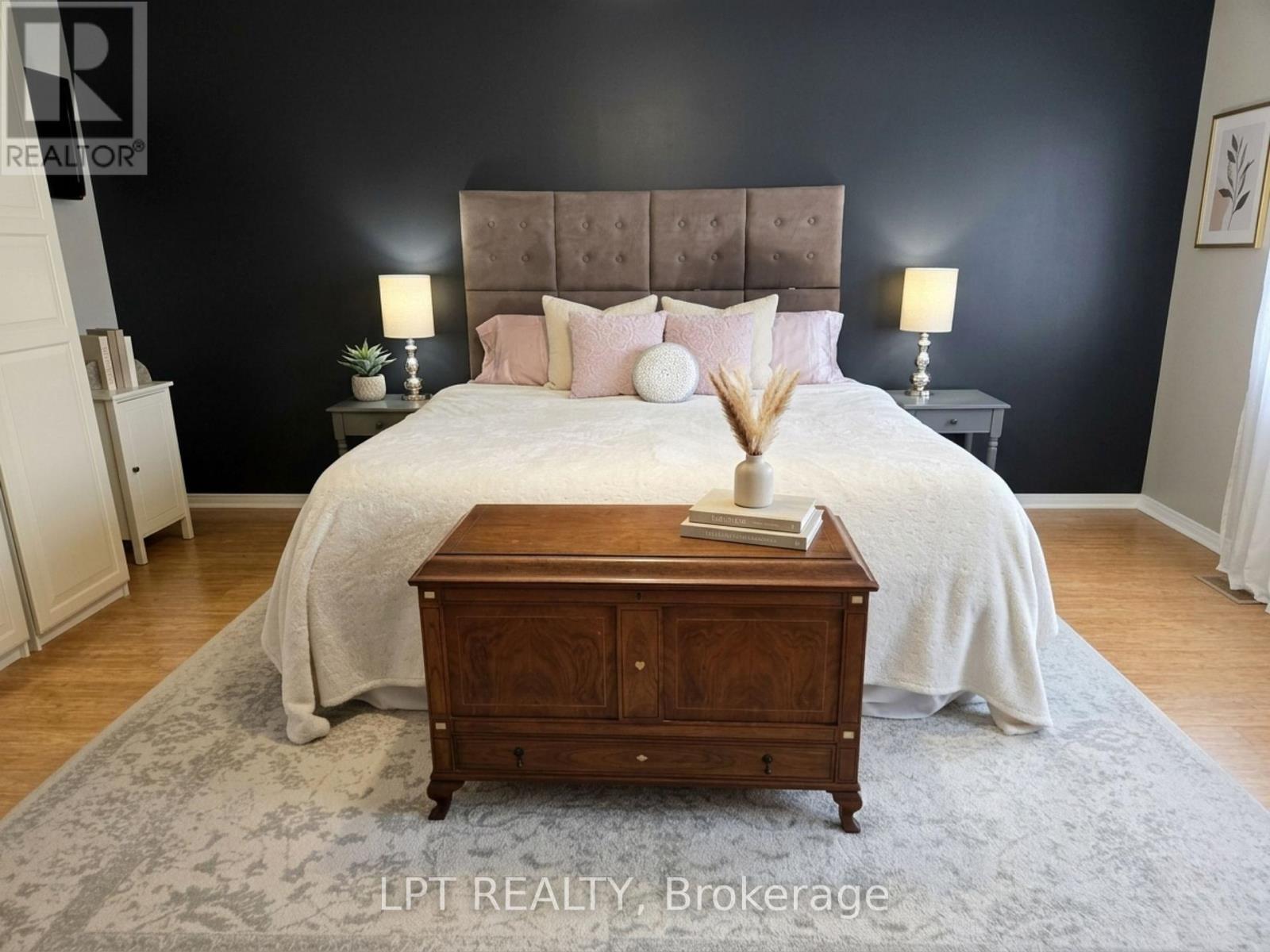 249 Rushbrook Drive, Newmarket, Ontario  L3X 2E3 - Photo 9 - N13035488