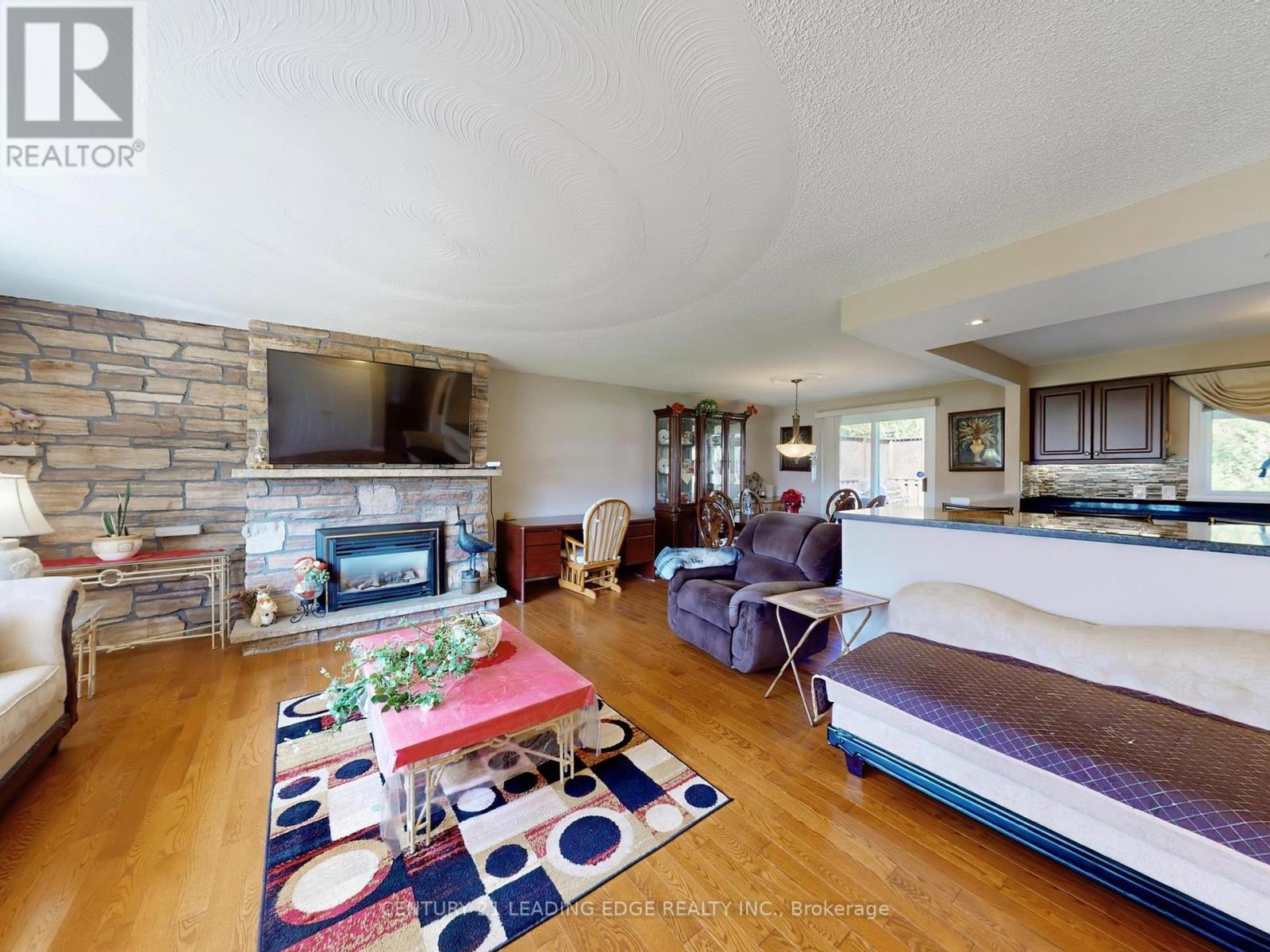 53 Metro Road N, Georgina, Ontario  L4P 1C1 - Photo 10 - N13035496