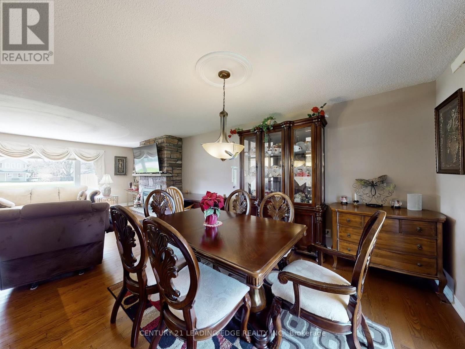 53 Metro Road N, Georgina, Ontario  L4P 1C1 - Photo 14 - N13035496