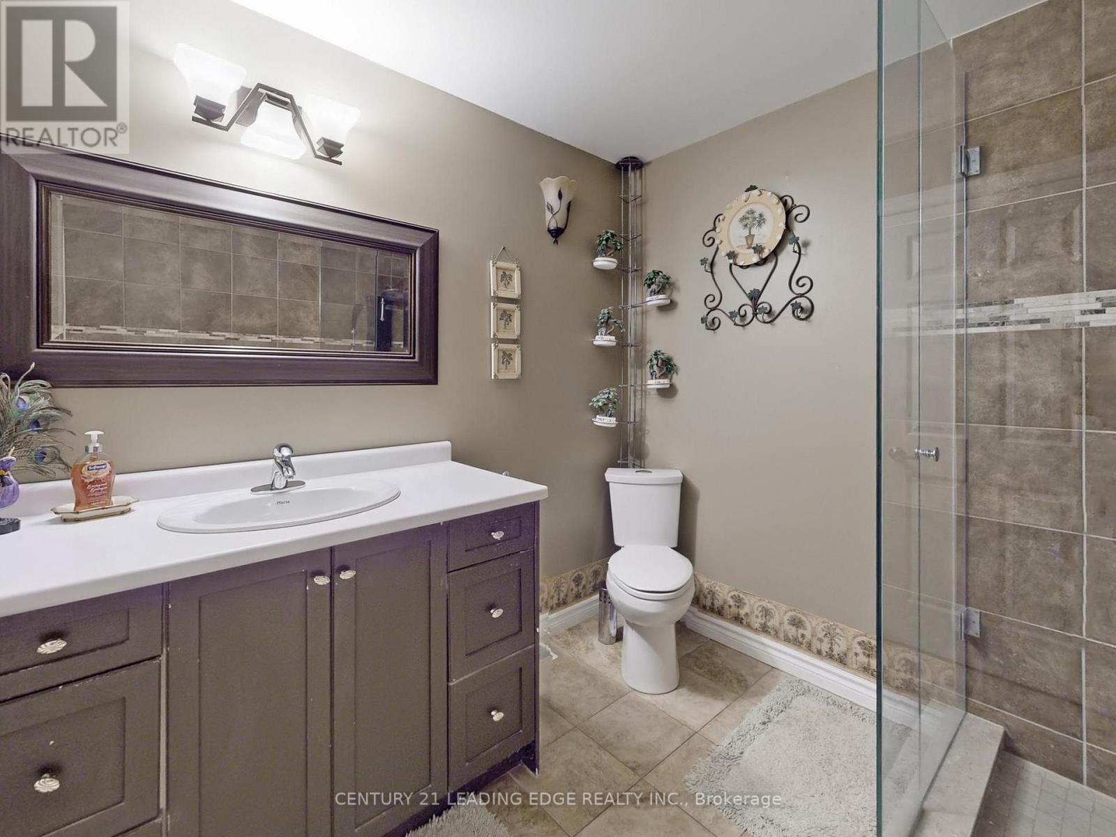 53 Metro Road N, Georgina, Ontario  L4P 1C1 - Photo 27 - N13035496