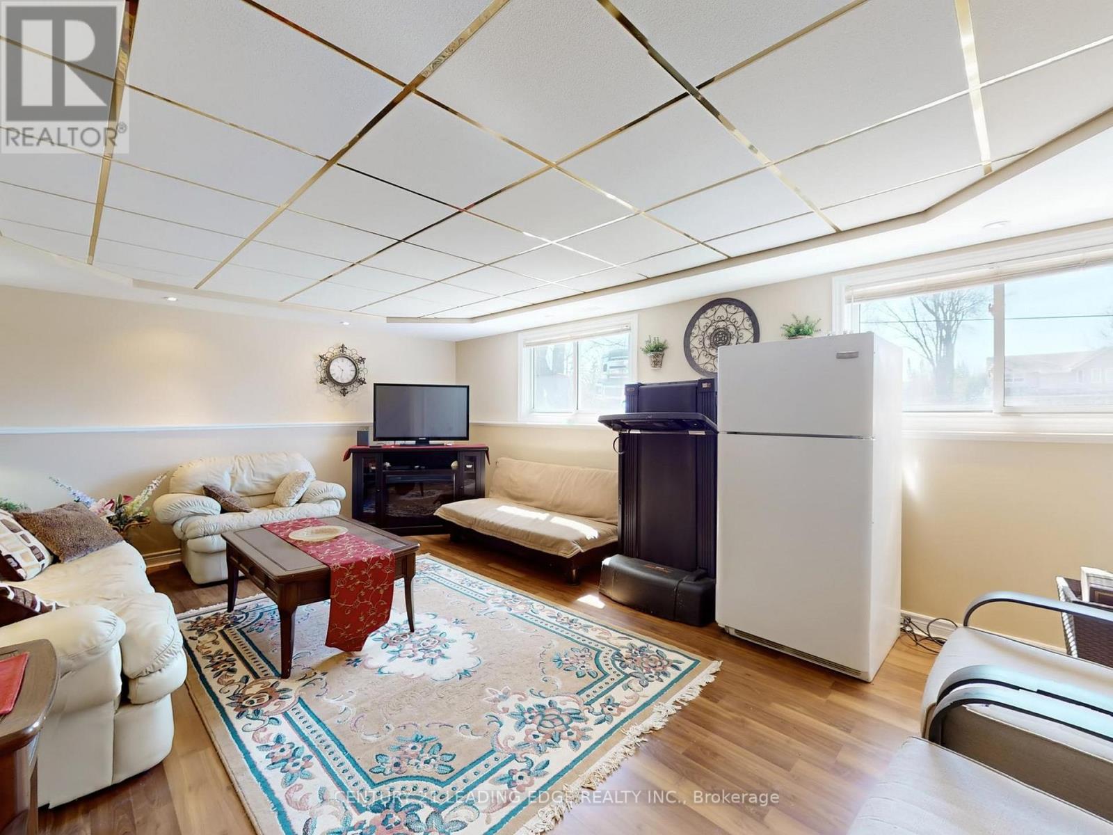 53 Metro Road N, Georgina, Ontario  L4P 1C1 - Photo 30 - N13035496