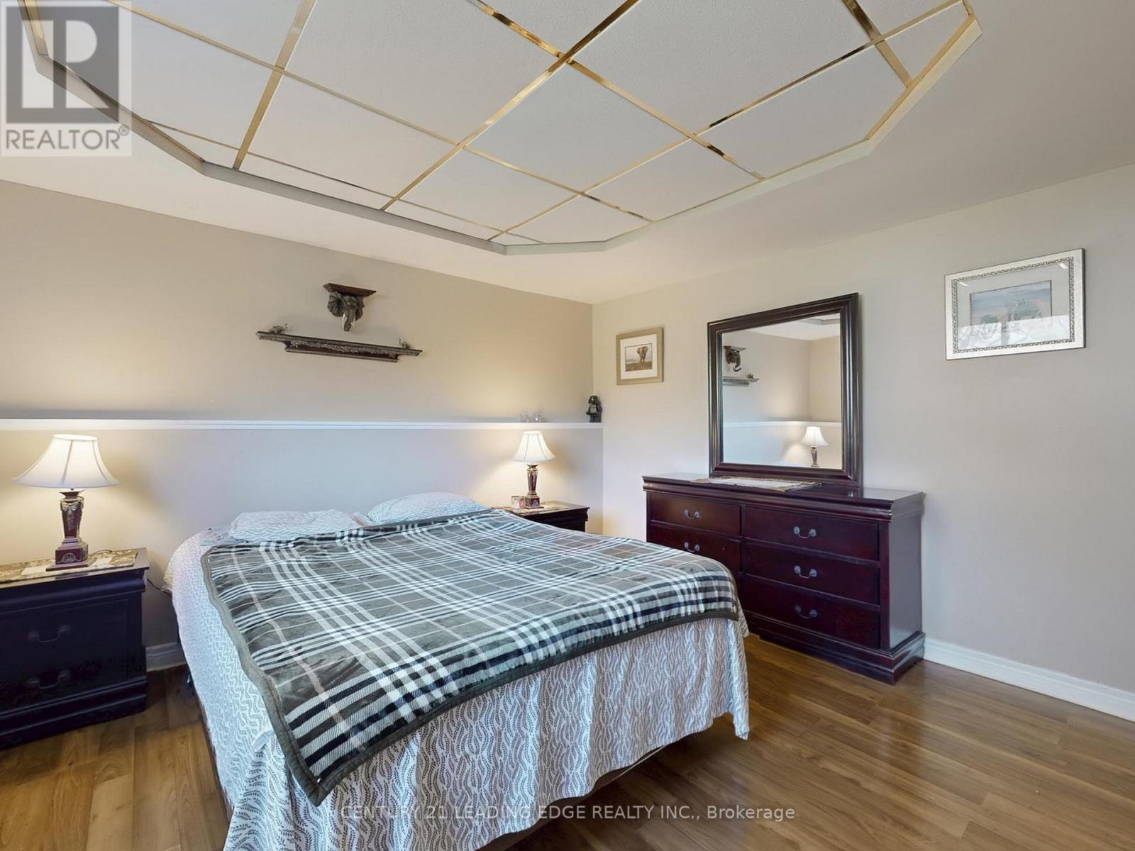 53 Metro Road N, Georgina, Ontario  L4P 1C1 - Photo 34 - N13035496