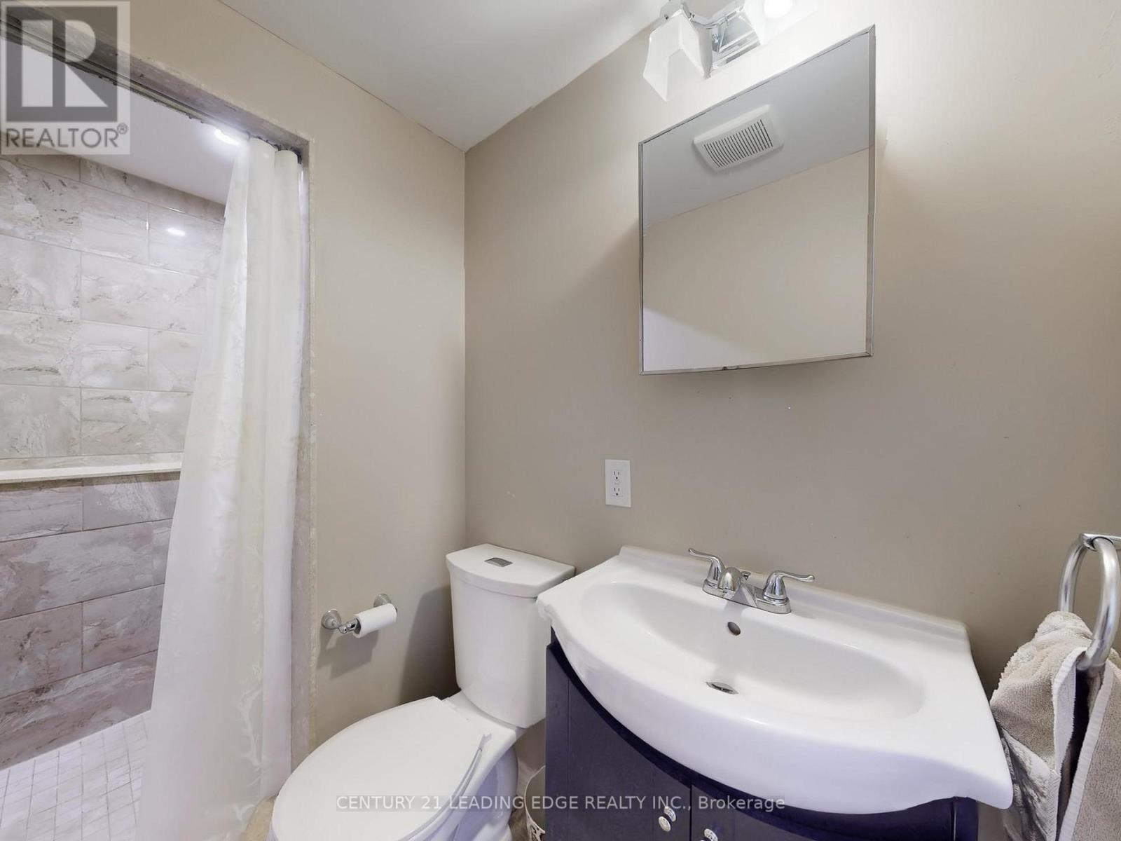 53 Metro Road N, Georgina, Ontario  L4P 1C1 - Photo 35 - N13035496