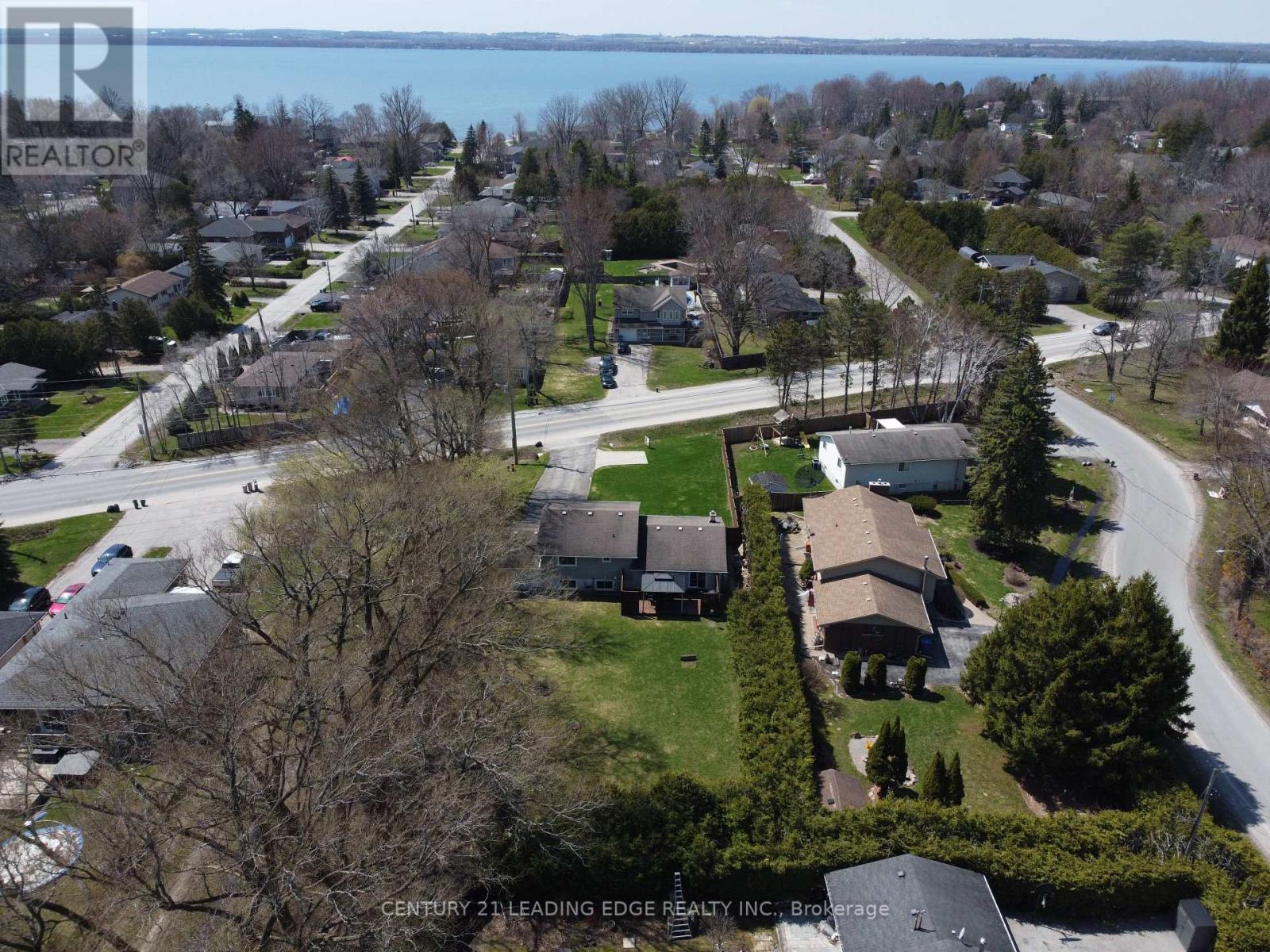 53 Metro Road N, Georgina, Ontario  L4P 1C1 - Photo 42 - N13035496