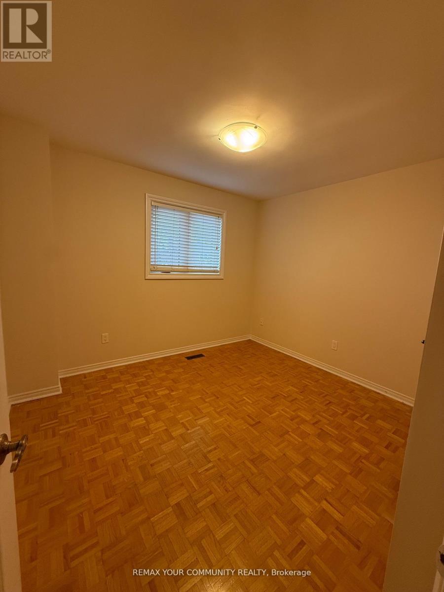 81 Waterfall Road, Vaughan, Ontario  L4L 5B3 - Photo 11 - N13035524