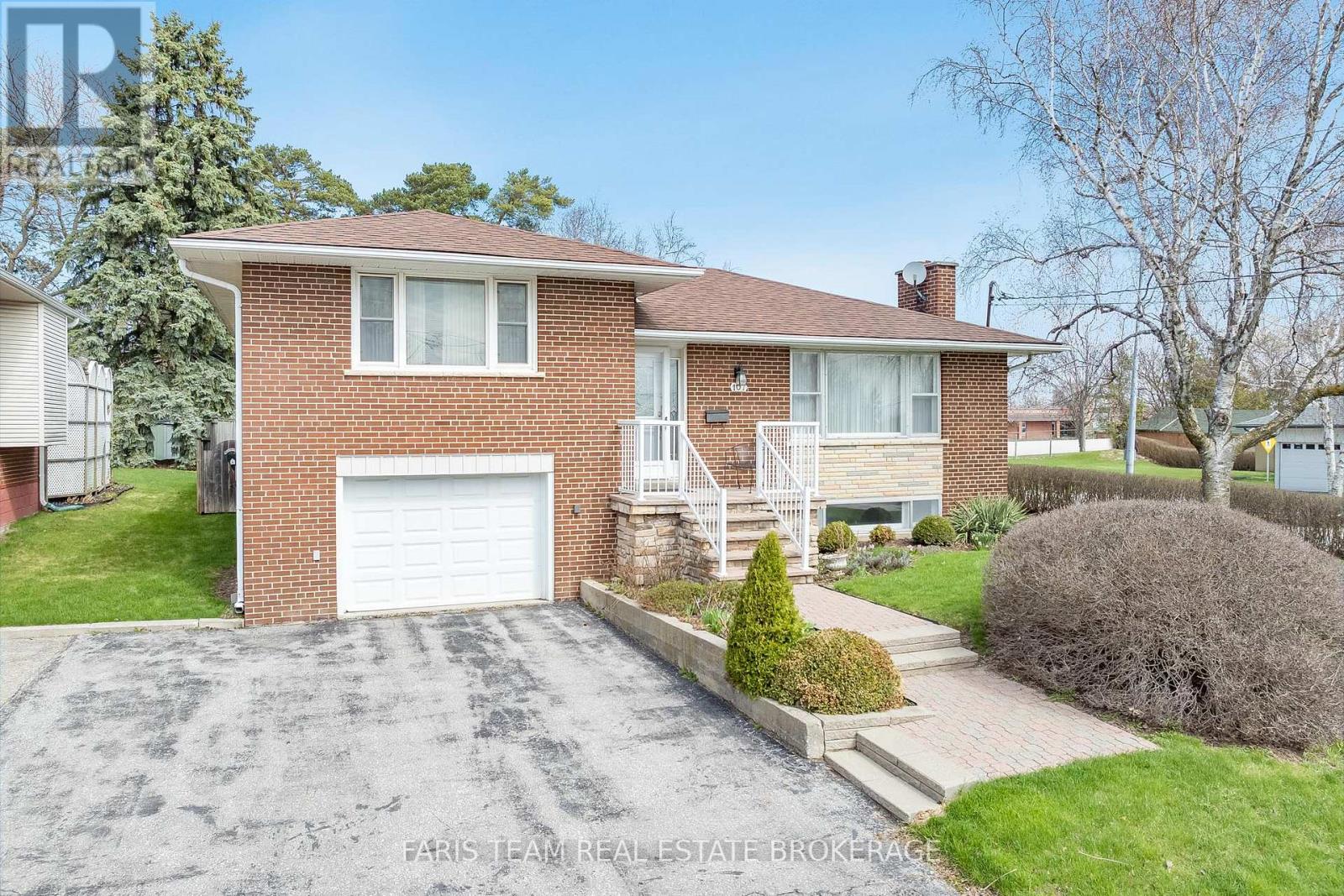107 SCANLON AVENUE, Bradford West Gwillimbury, Ontario