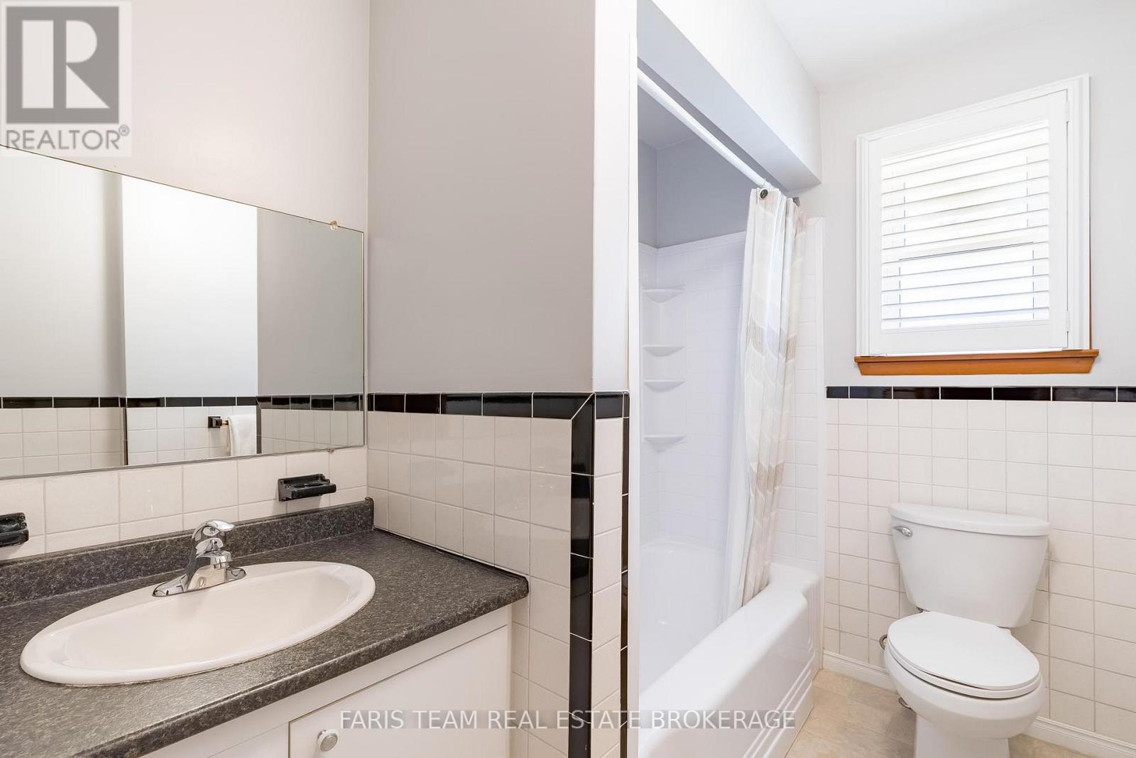 107 Scanlon Avenue, Bradford West Gwillimbury, Ontario  L3Z 1G6 - Photo 27 - N13035546