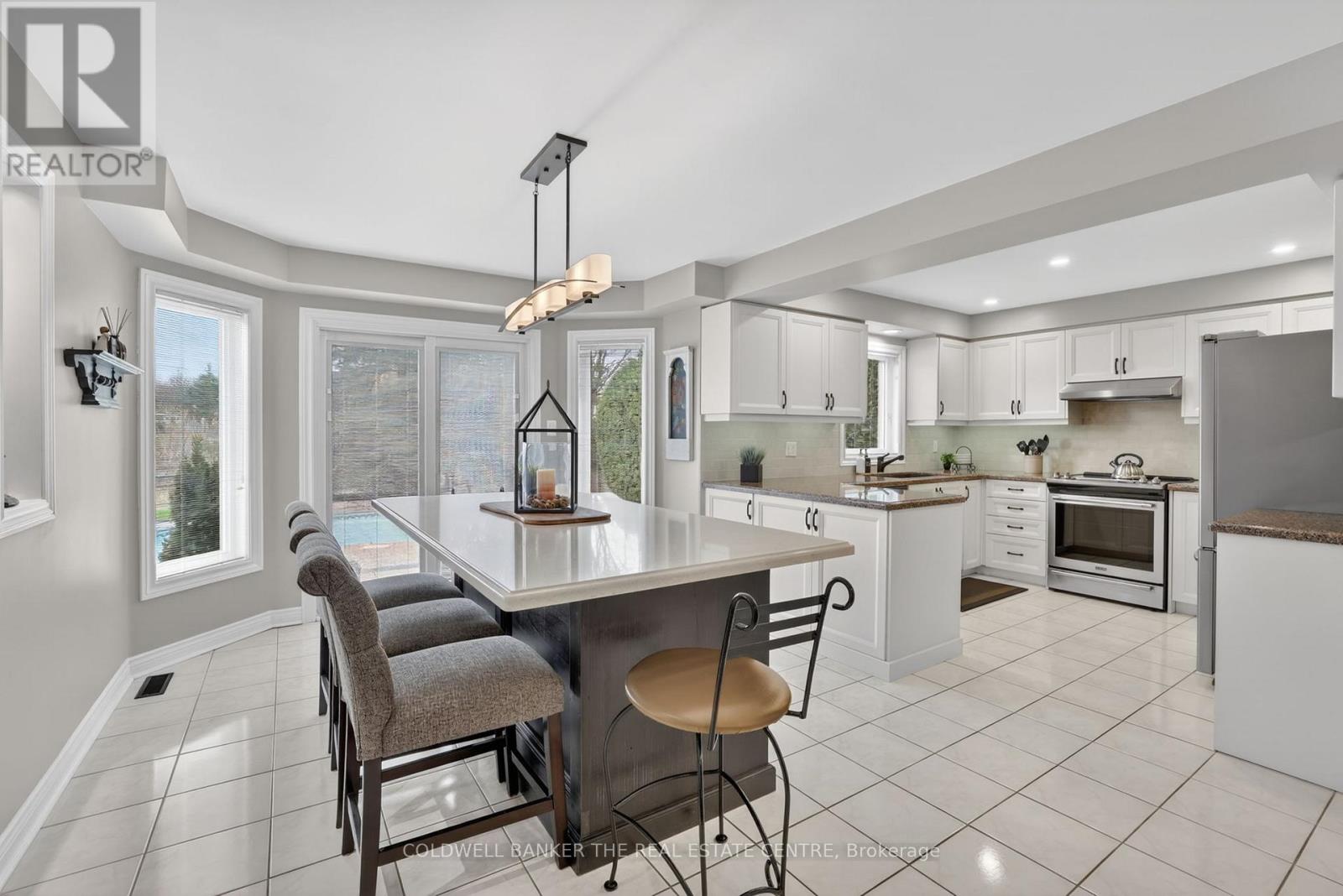 896 Bosworth Court, Newmarket, Ontario  L3X 1Z1 - Photo 11 - N13035556