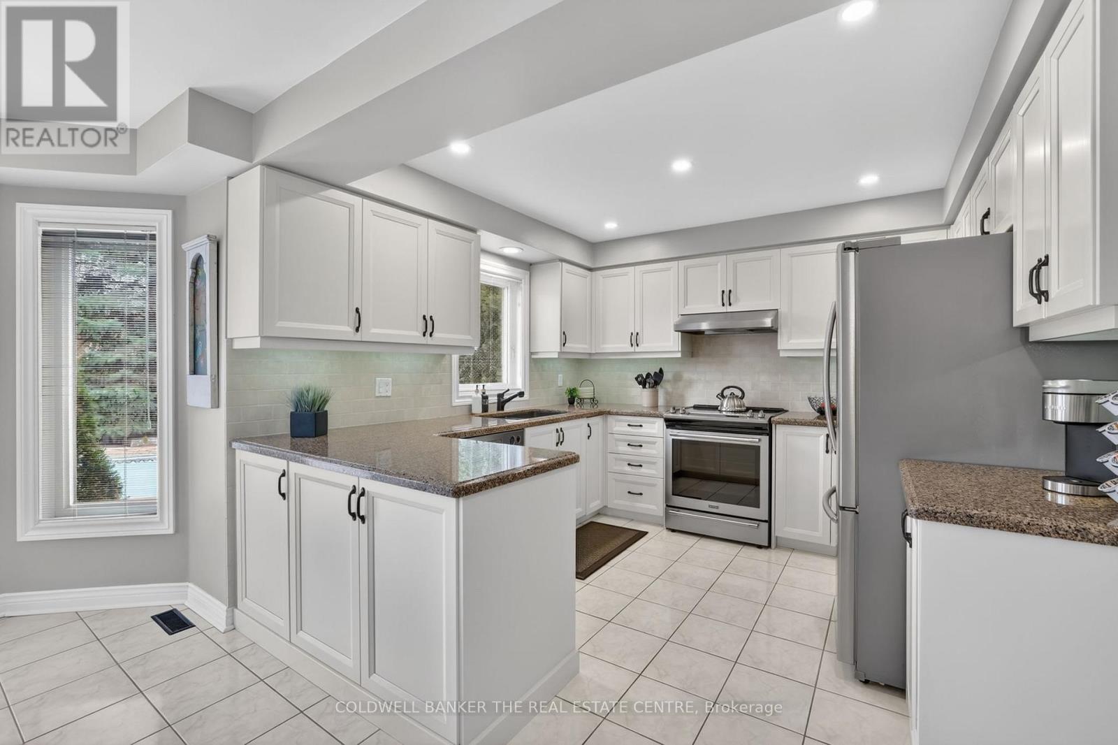 896 Bosworth Court, Newmarket, Ontario  L3X 1Z1 - Photo 13 - N13035556