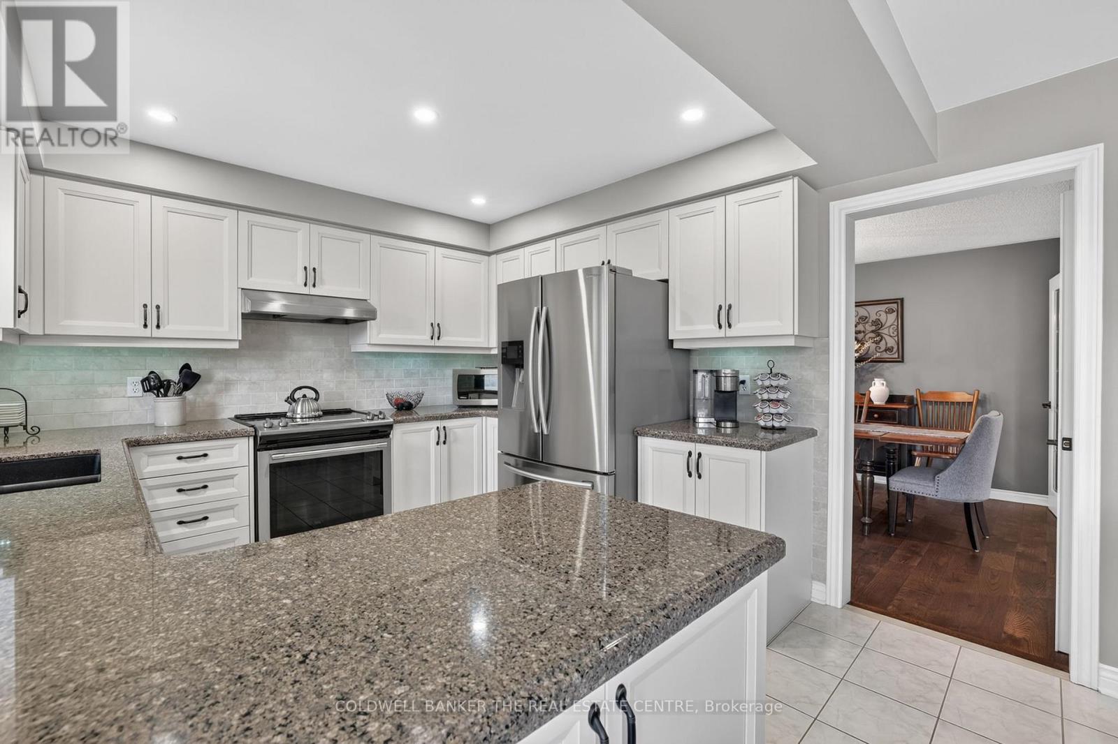 896 Bosworth Court, Newmarket, Ontario  L3X 1Z1 - Photo 15 - N13035556