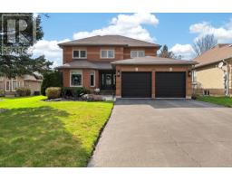 896 BOSWORTH COURT, Newmarket, Ontario