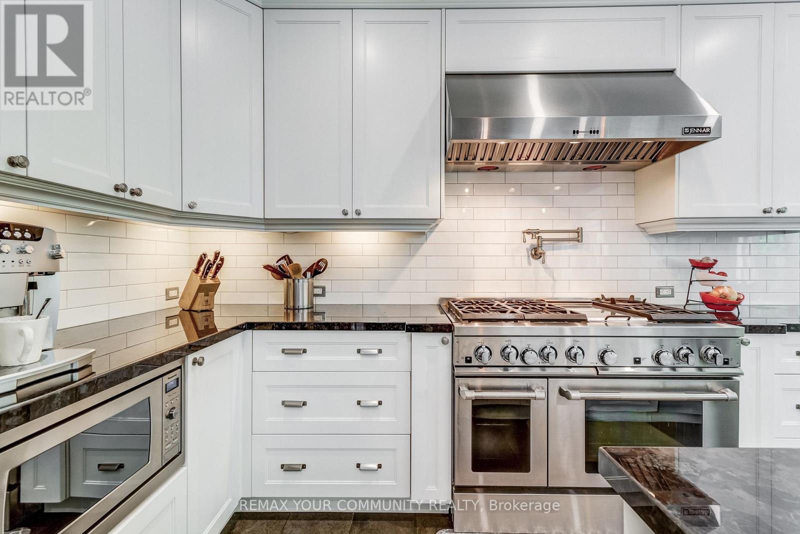 3 Strathroy Crescent, Markham, Ontario  L3P 2E5 - Photo 16 - N13035588