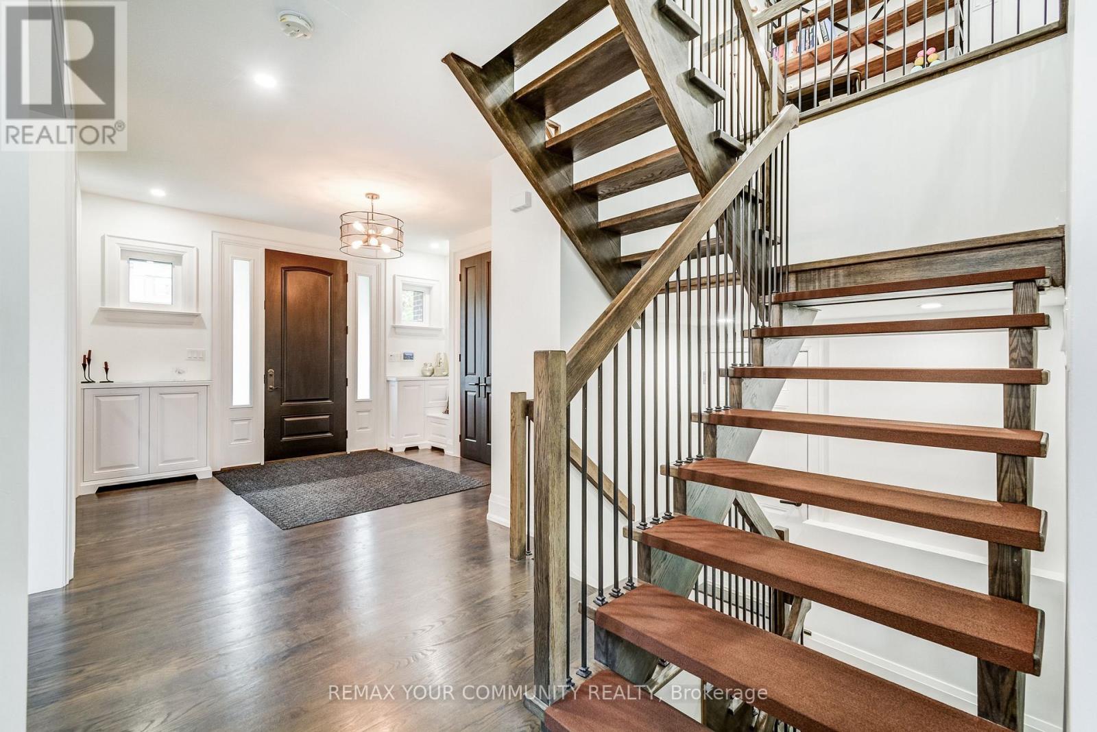 3 Strathroy Crescent, Markham, Ontario  L3P 2E5 - Photo 9 - N13035588