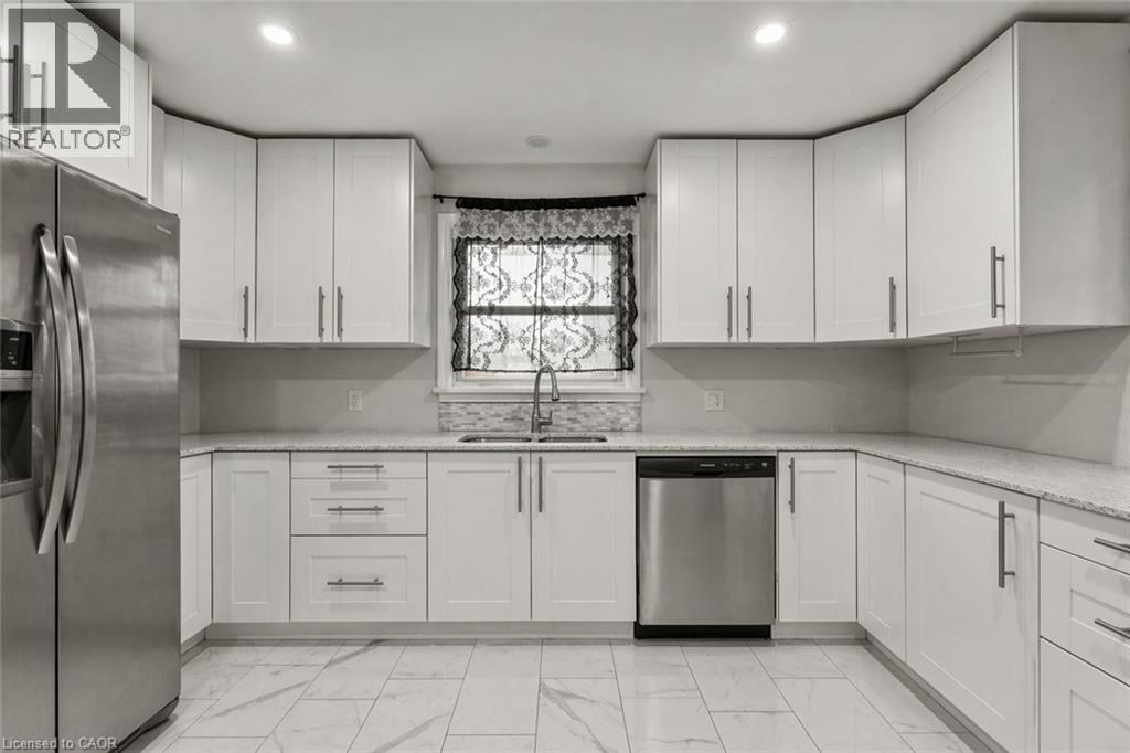 557 Lake Street, St. Catharines, Ontario  L2N 4J1 - Photo 9 - 40792922