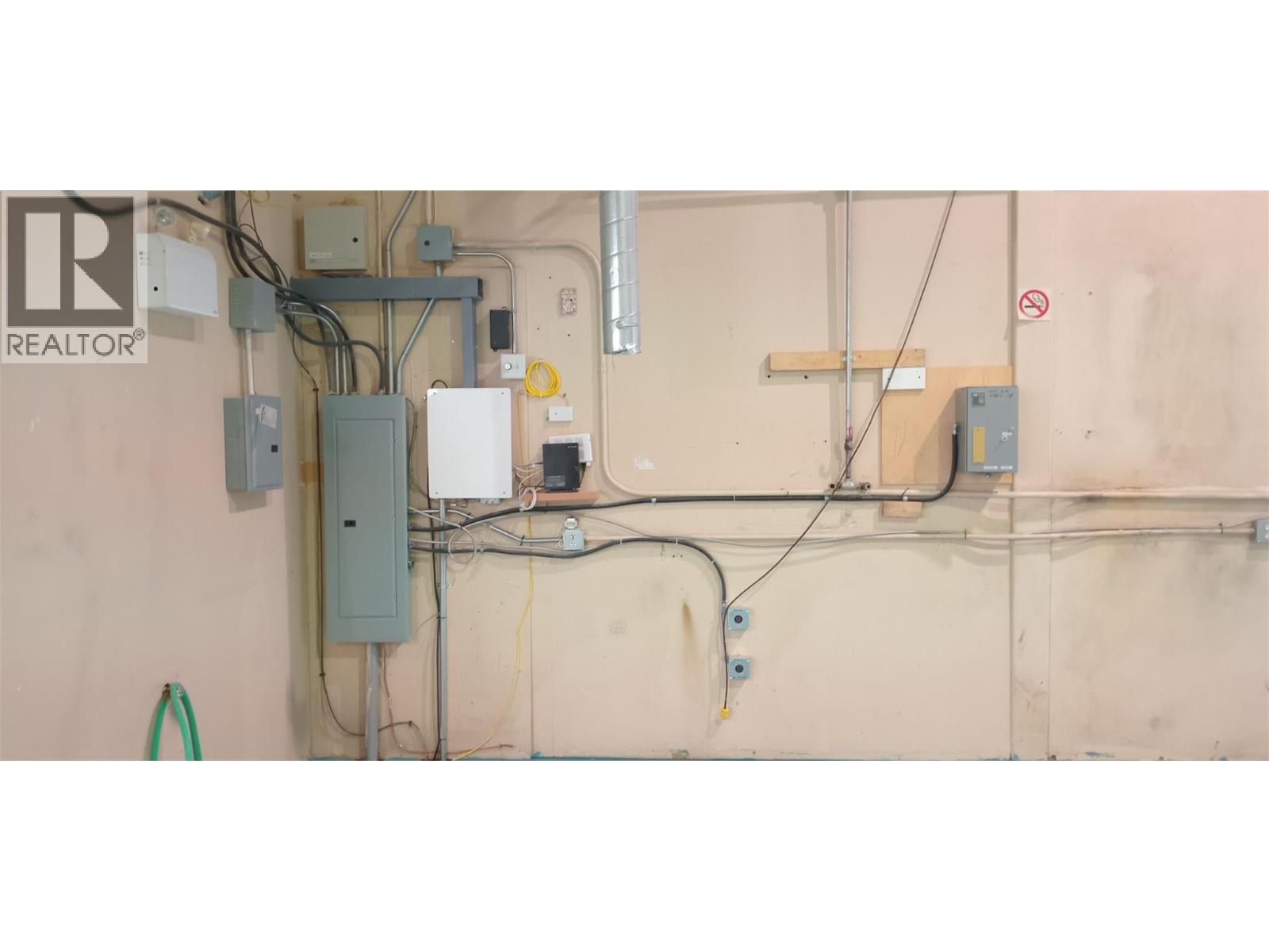 4 215 Neave Road, Kelowna, British Columbia  V1V 2L9 - Photo 5 - 10379688