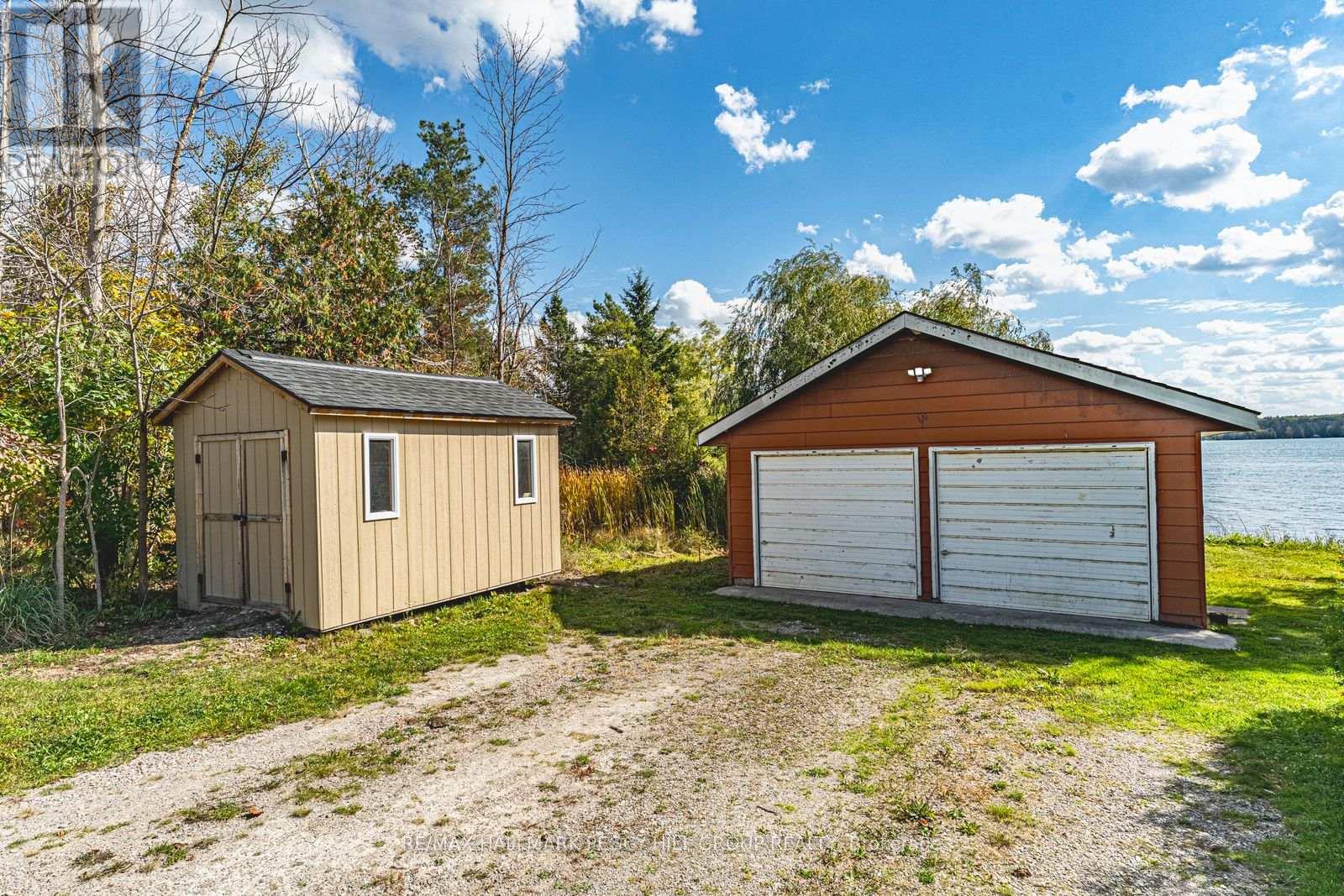 5724 & 1 Penetanguishene Road & Cedar Lane, Springwater, Ontario  L0L 1P0 - Photo 12 - S13035520