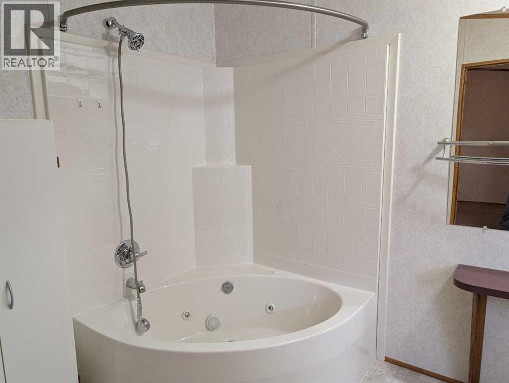 211 Railway Avenue, Coaldale, Alberta  T1M 0A8 - Photo 13 - A2295784