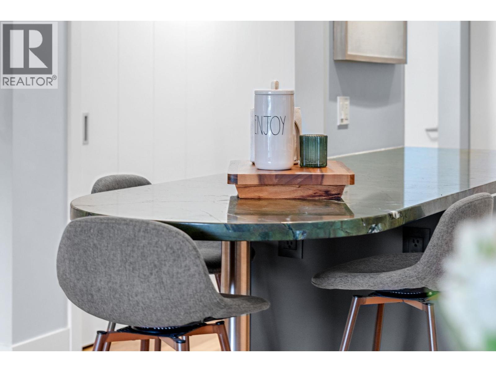 203 1066 W 13th Avenue, Vancouver, British Columbia  V6H 1N2 - Photo 8 - R3103412