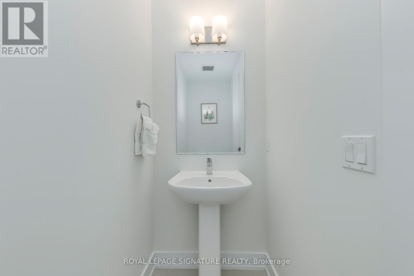 21 Kohn Lane, Markham, Ontario  L6C 3J3 - Photo 16 - N13033268