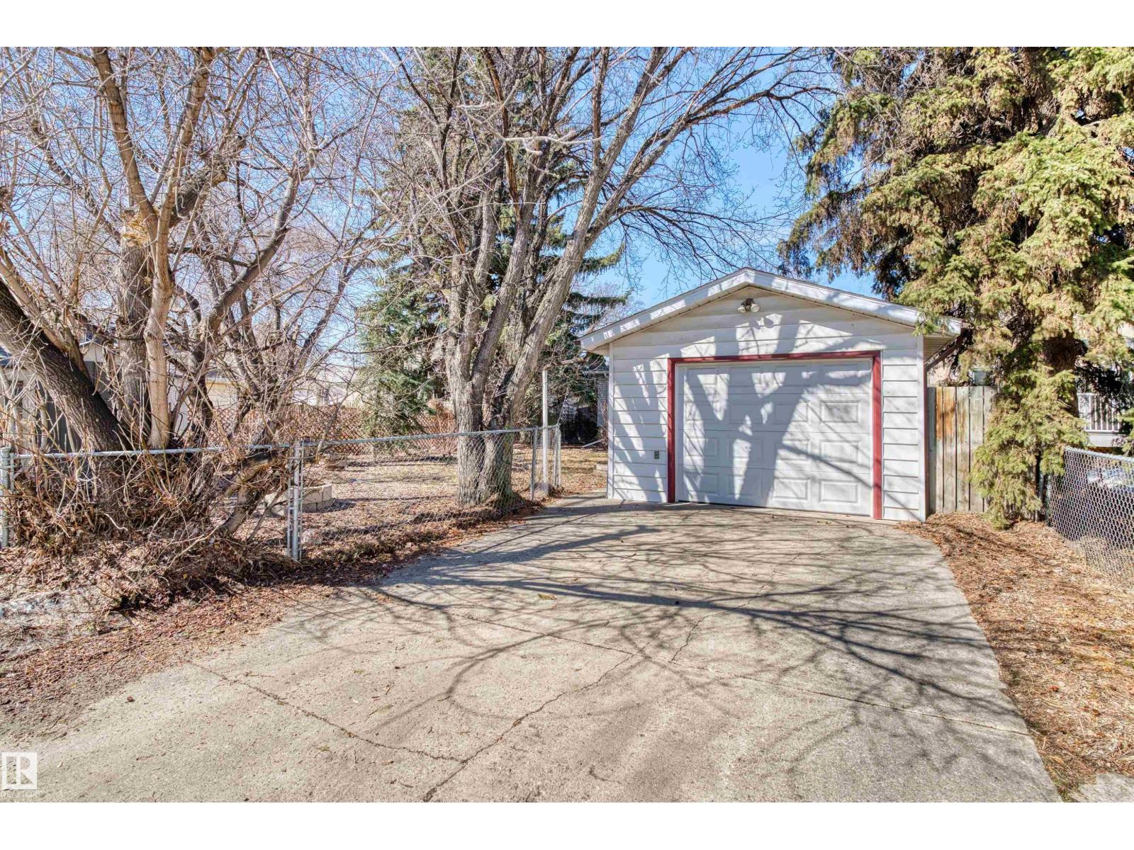 10715 135 St Nw, Edmonton, Alberta  T5M 1J7 - Photo 29 - E4483723