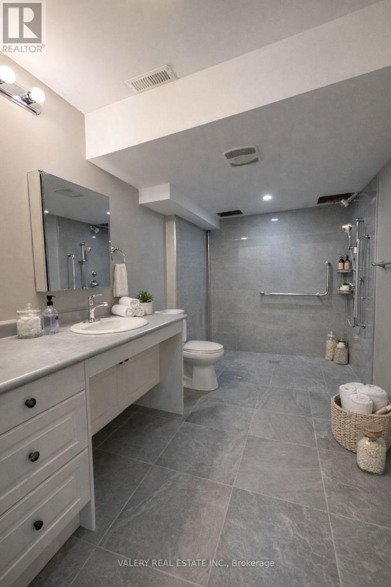 4 - 25 Romfield Circuit, Markham, Ontario  L3T 3H4 - Photo 14 - N13019994