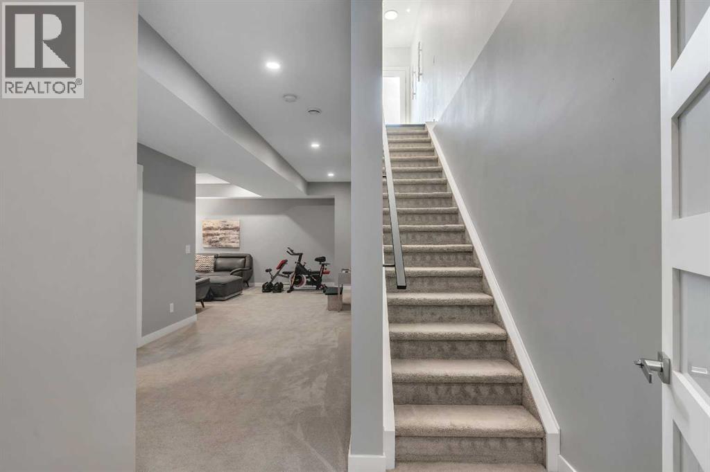 947 31 Avenue Nw, Calgary, Alberta  T2K 0A6 - Photo 32 - A2304183