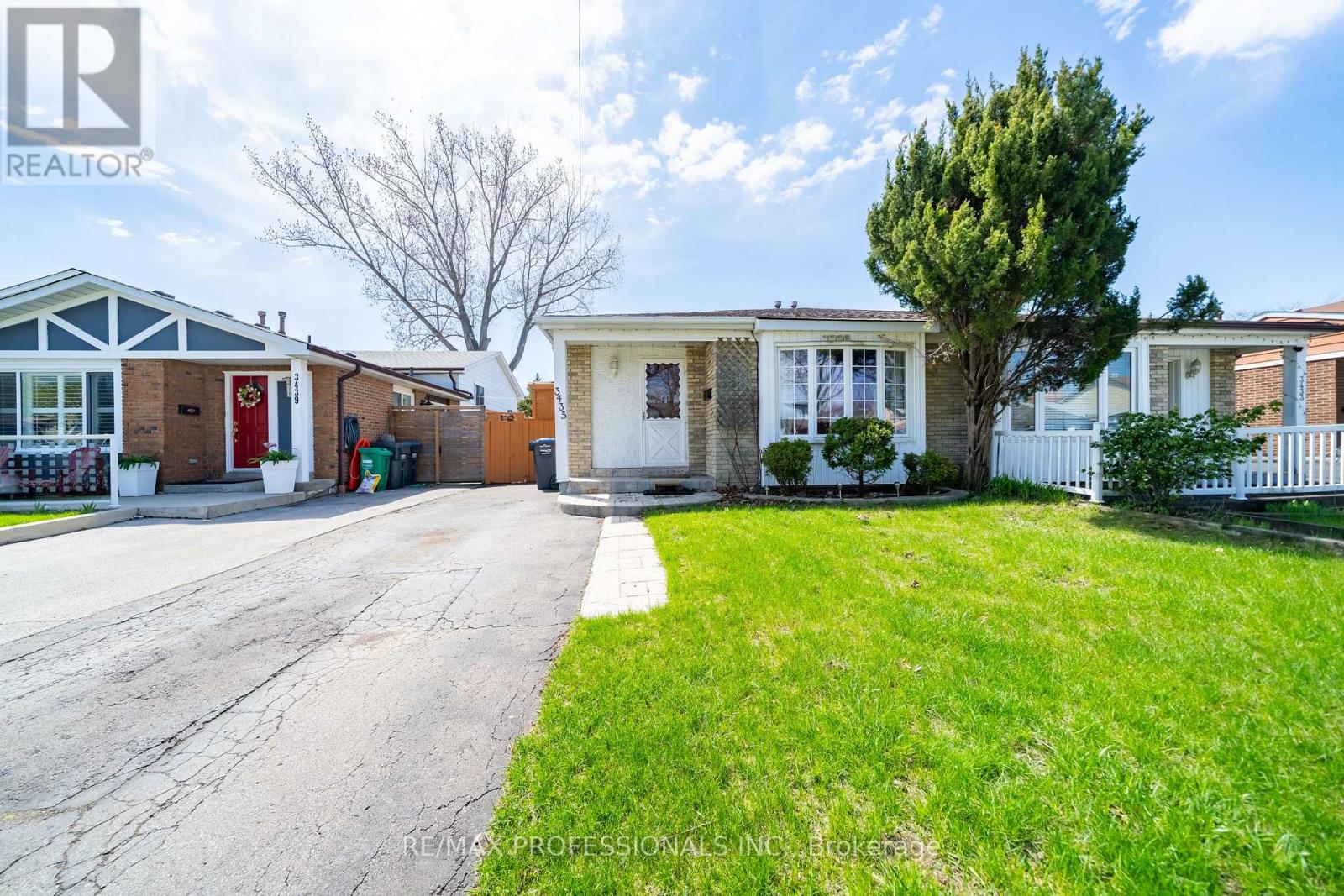 3435 MARTINS PINE CRESCENT, Mississauga, Ontario