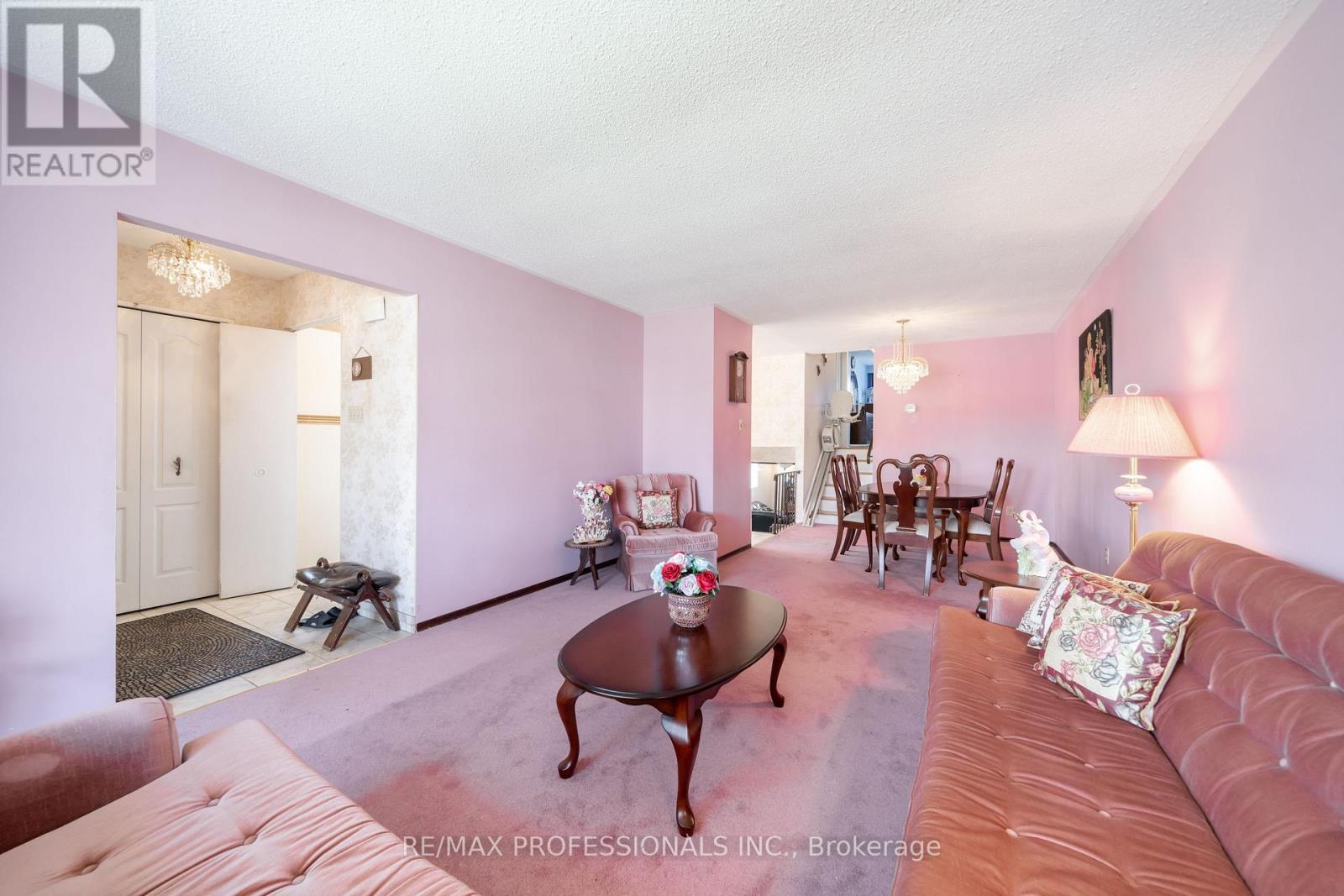 3435 Martins Pine Crescent, Mississauga, Ontario  L5L 1G3 - Photo 7 - W13035480