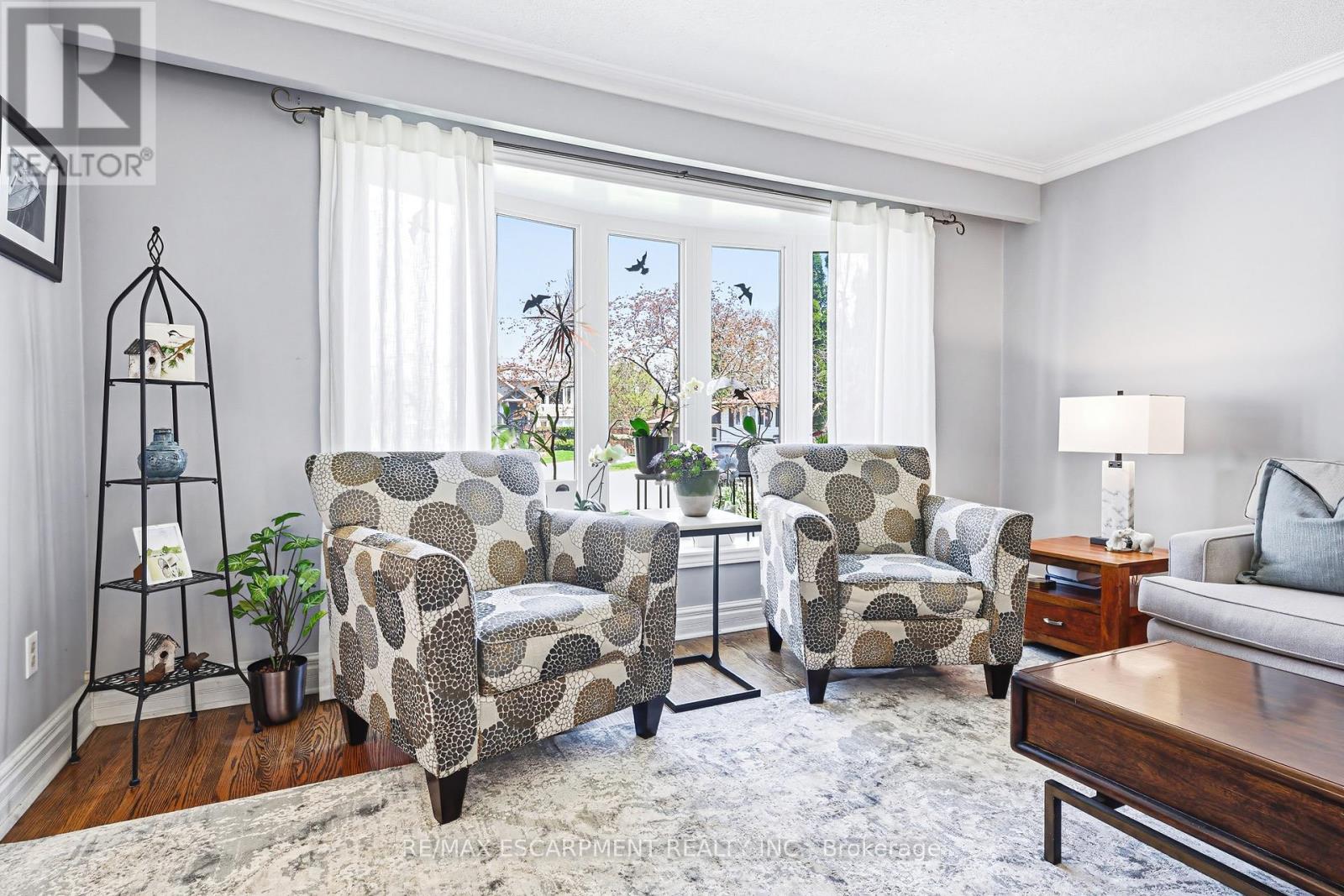 668 Chestnut Place, Burlington, Ontario  L7N 3E8 - Photo 6 - W13035486