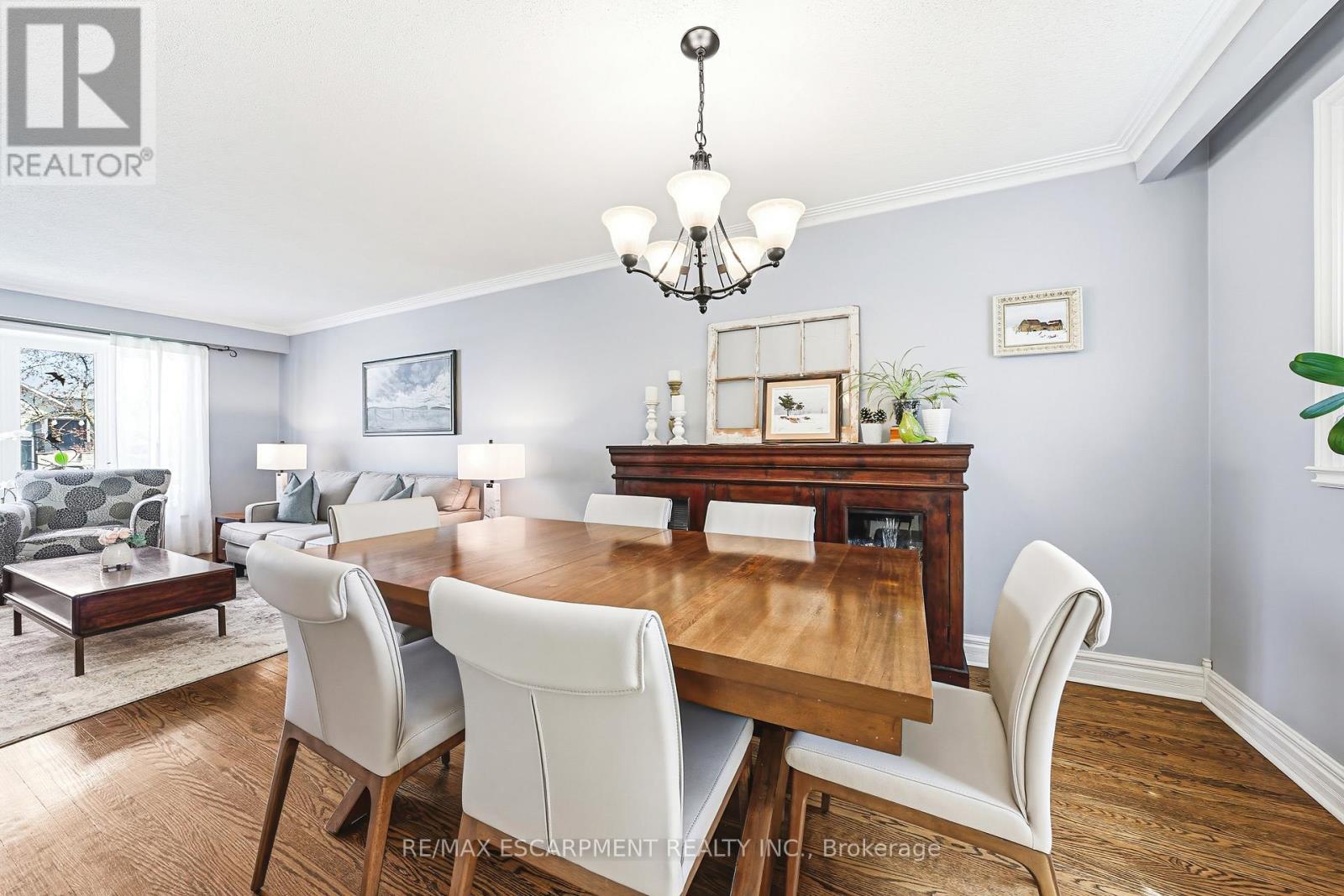 668 Chestnut Place, Burlington, Ontario  L7N 3E8 - Photo 9 - W13035486