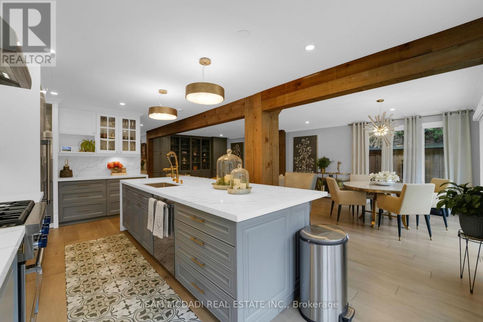 807 Indian Road, Mississauga, Ontario  L5H 1R4 - Photo 12 - W13035504