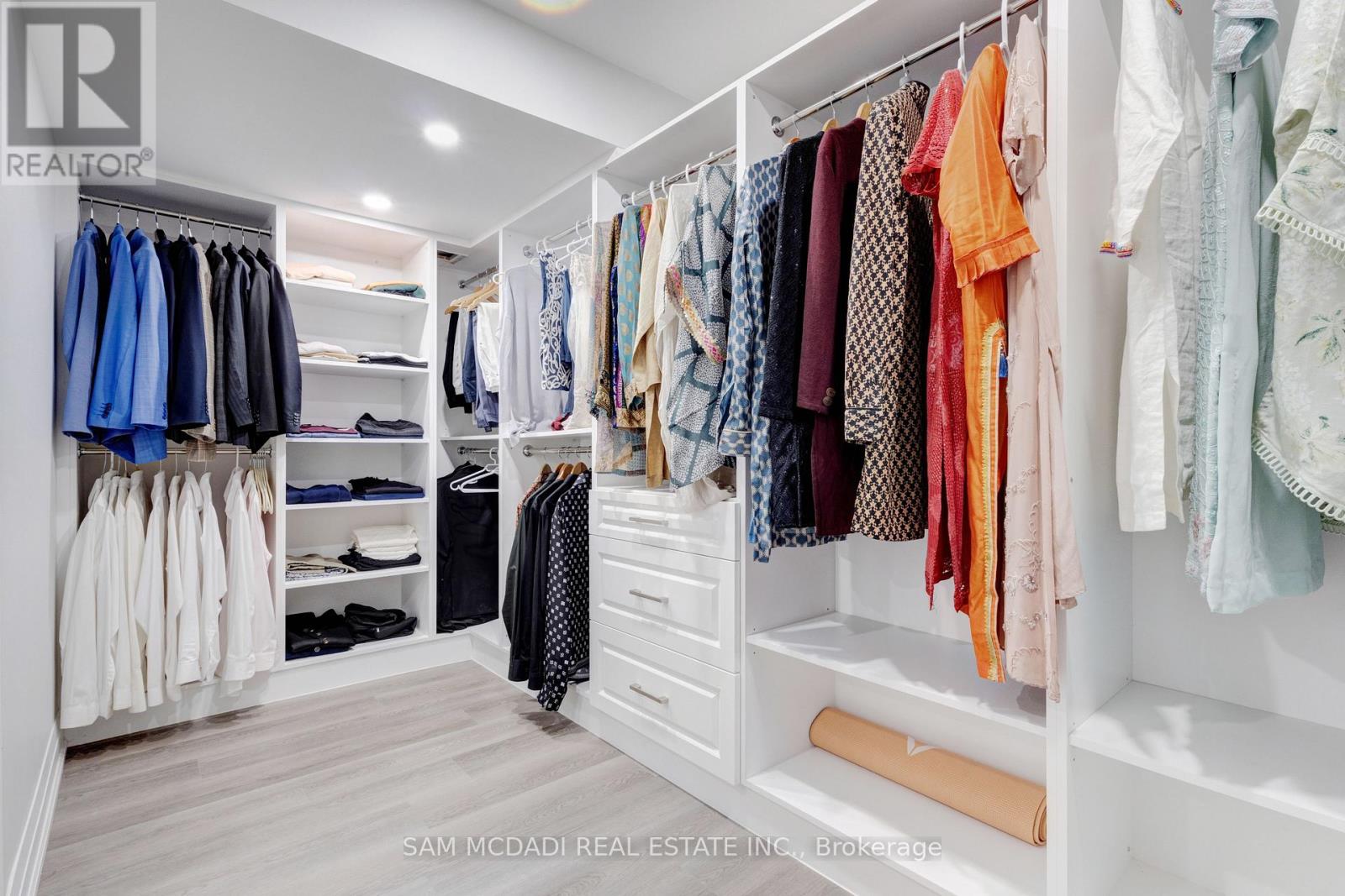 807 Indian Road, Mississauga, Ontario  L5H 1R4 - Photo 43 - W13035504