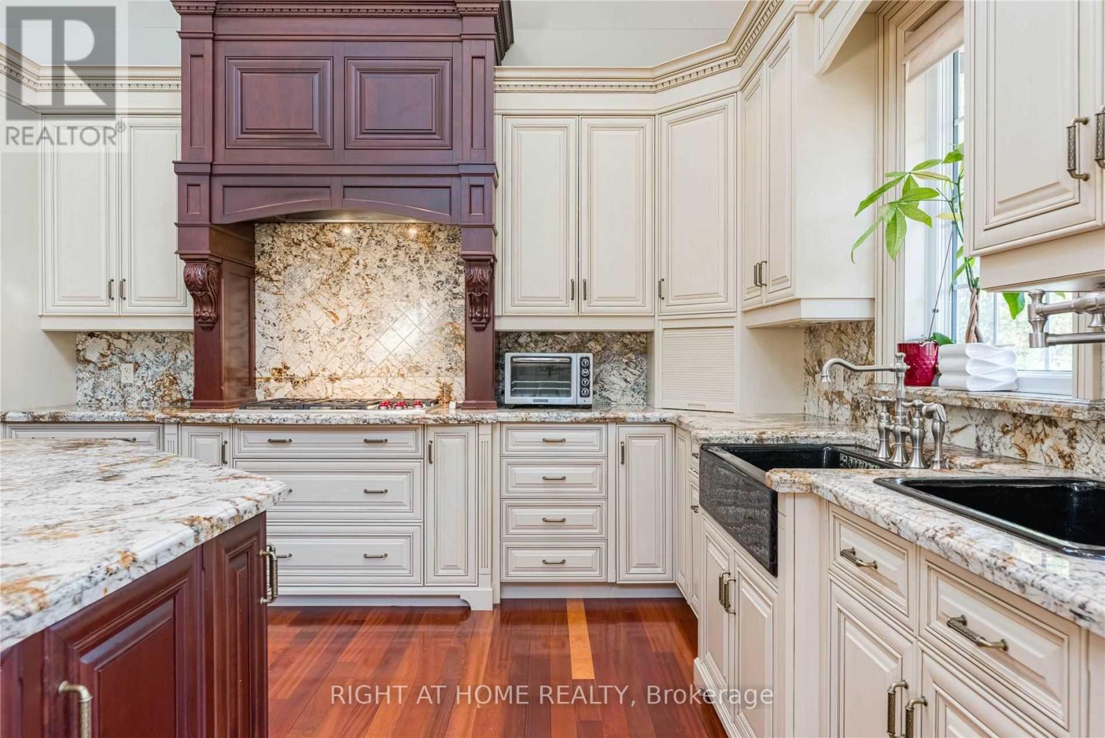 78 Raymar Place, Oakville, Ontario  L6J 6M1 - Photo 11 - W13035562